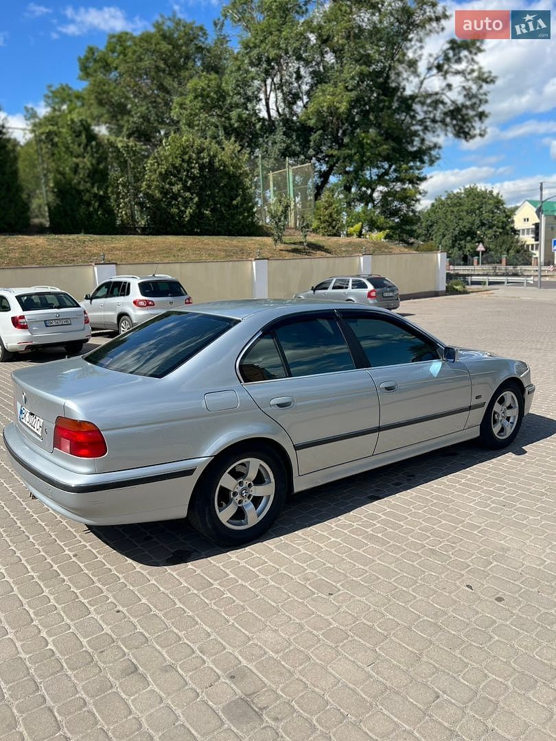 BMW 5 Series 1997 VIN WBADD31030BU25252 фото оголошення 2 з 19