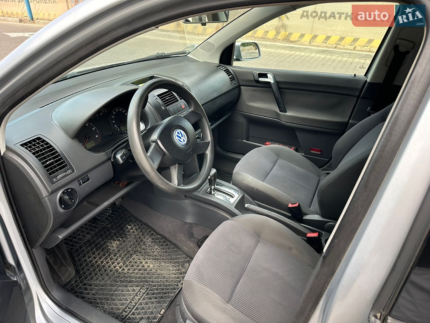 Volkswagen Polo 2002 VIN WVWZZZ9NZ2D067777 фото оголошення 7 з 12