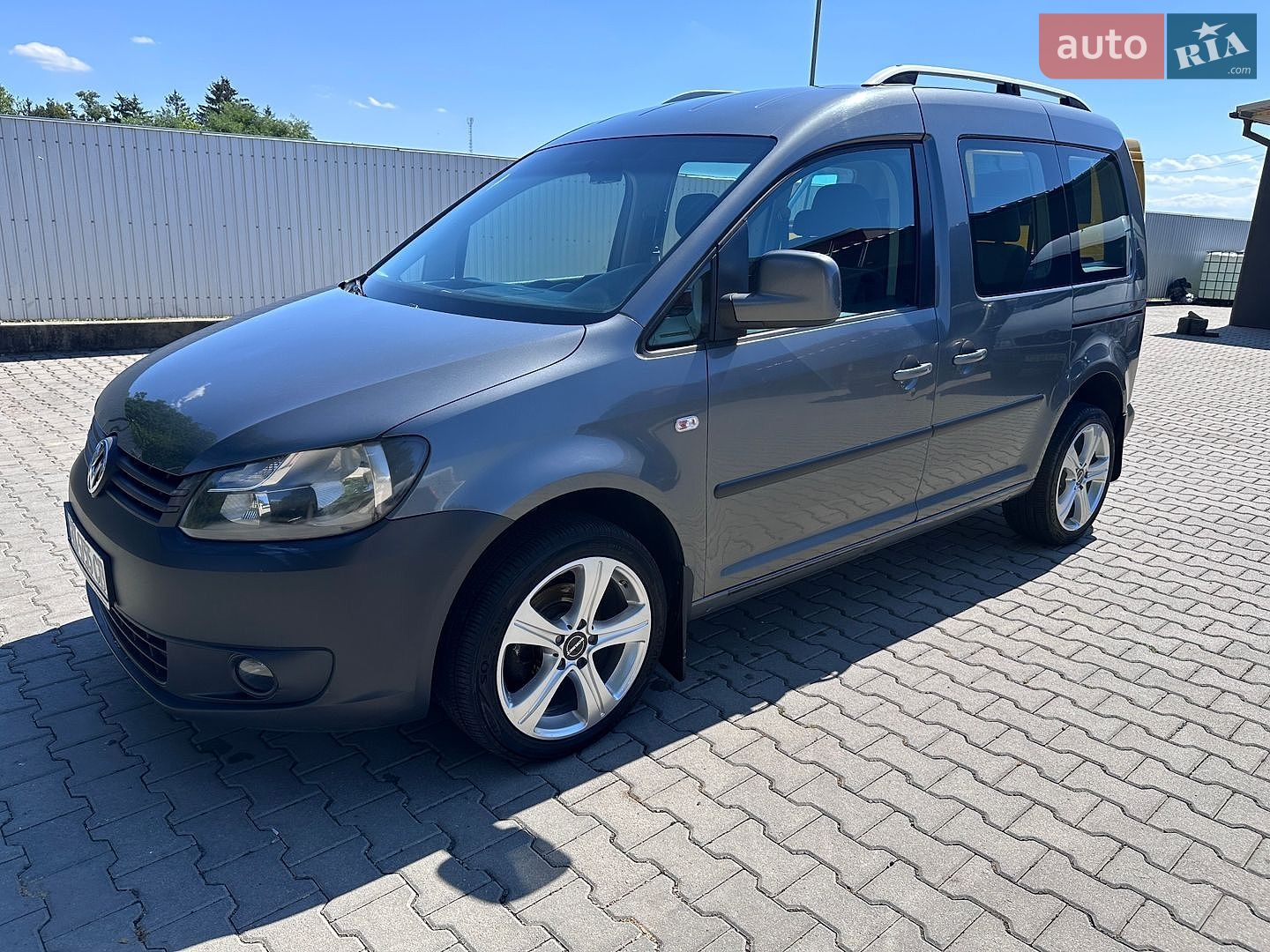 Volkswagen Caddy 2010 VIN WV2ZZZ2KZBX213379 фото оголошення 4 з 11