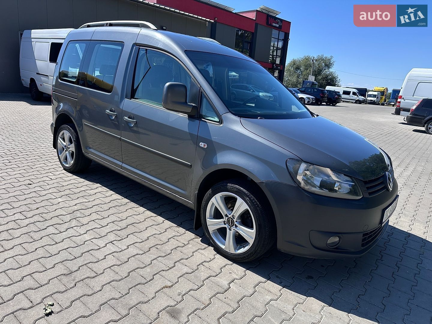 Volkswagen Caddy 2010 VIN WV2ZZZ2KZBX213379 фото оголошення 3 з 11