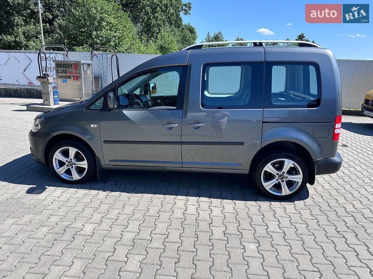 Volkswagen Caddy 2010 VIN WV2ZZZ2KZBX213379 фото оголошення 5 з 11