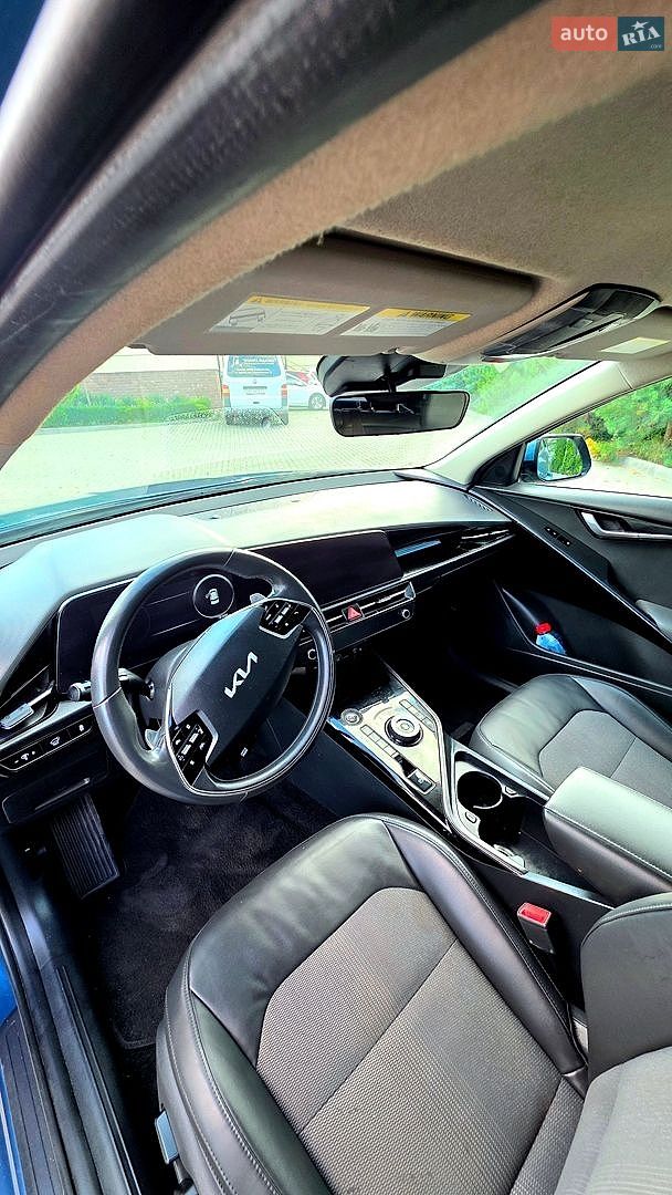 Kia Niro 2023 VIN KNDCR3L12P5027108 фото оголошення 33 з 54