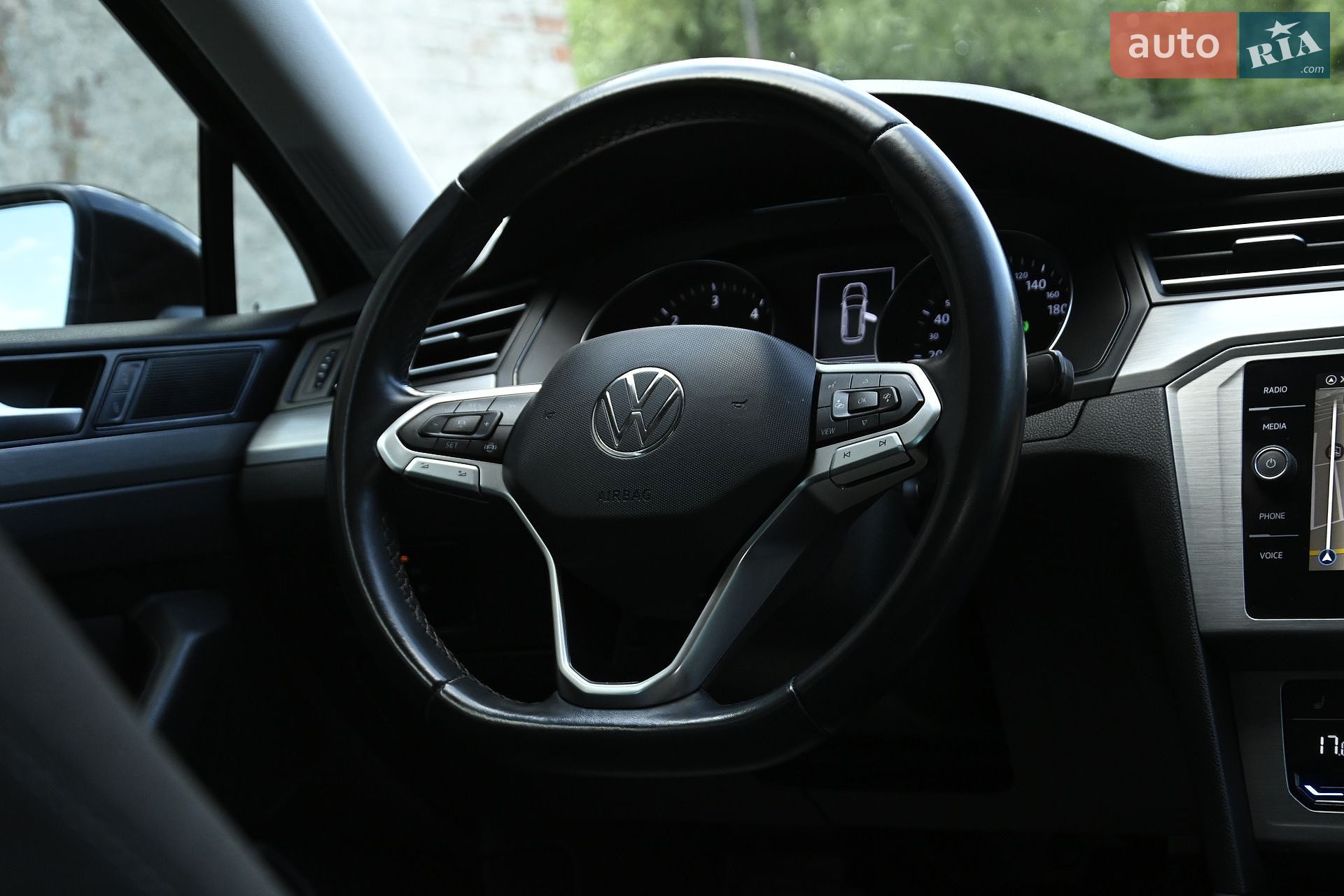 Volkswagen Passat 2021 VIN WVWZZZ3CZME122593 фото оголошення 32 з 41