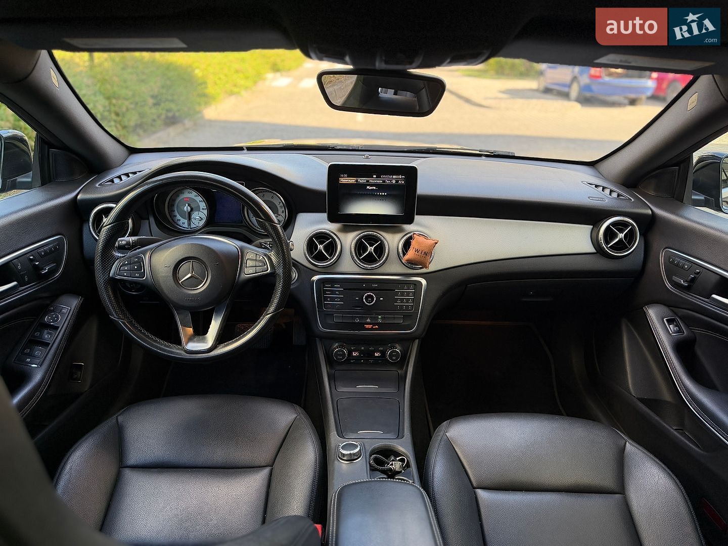 Mercedes-Benz CLA-Class 2015 VIN WDDSJ4EB5FN200140 фото оголошення 35 з 43