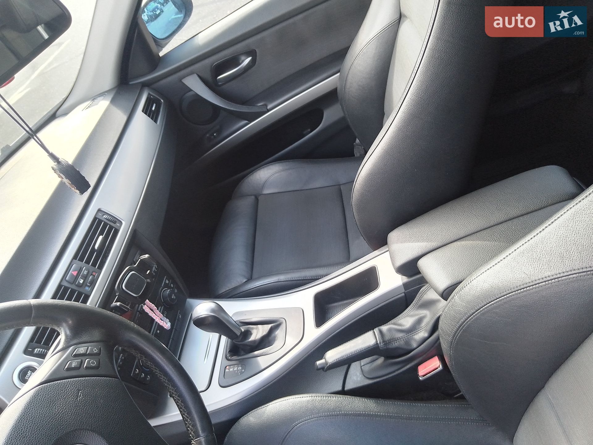 BMW 3 Series 2006 VIN WBAVU31020KZ05612 фото оголошення 8 з 25