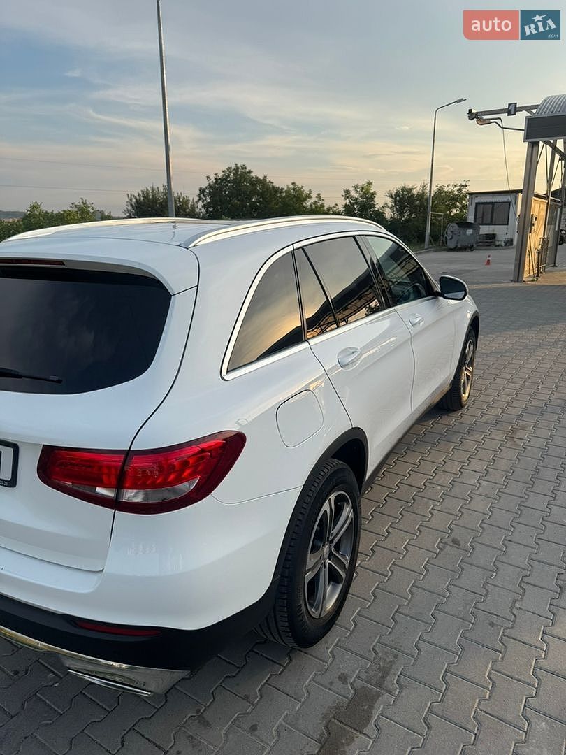 Mercedes-Benz GLC-Class 2017 VIN WDC0G4JB0JV020962 фото оголошення 2 з 14
