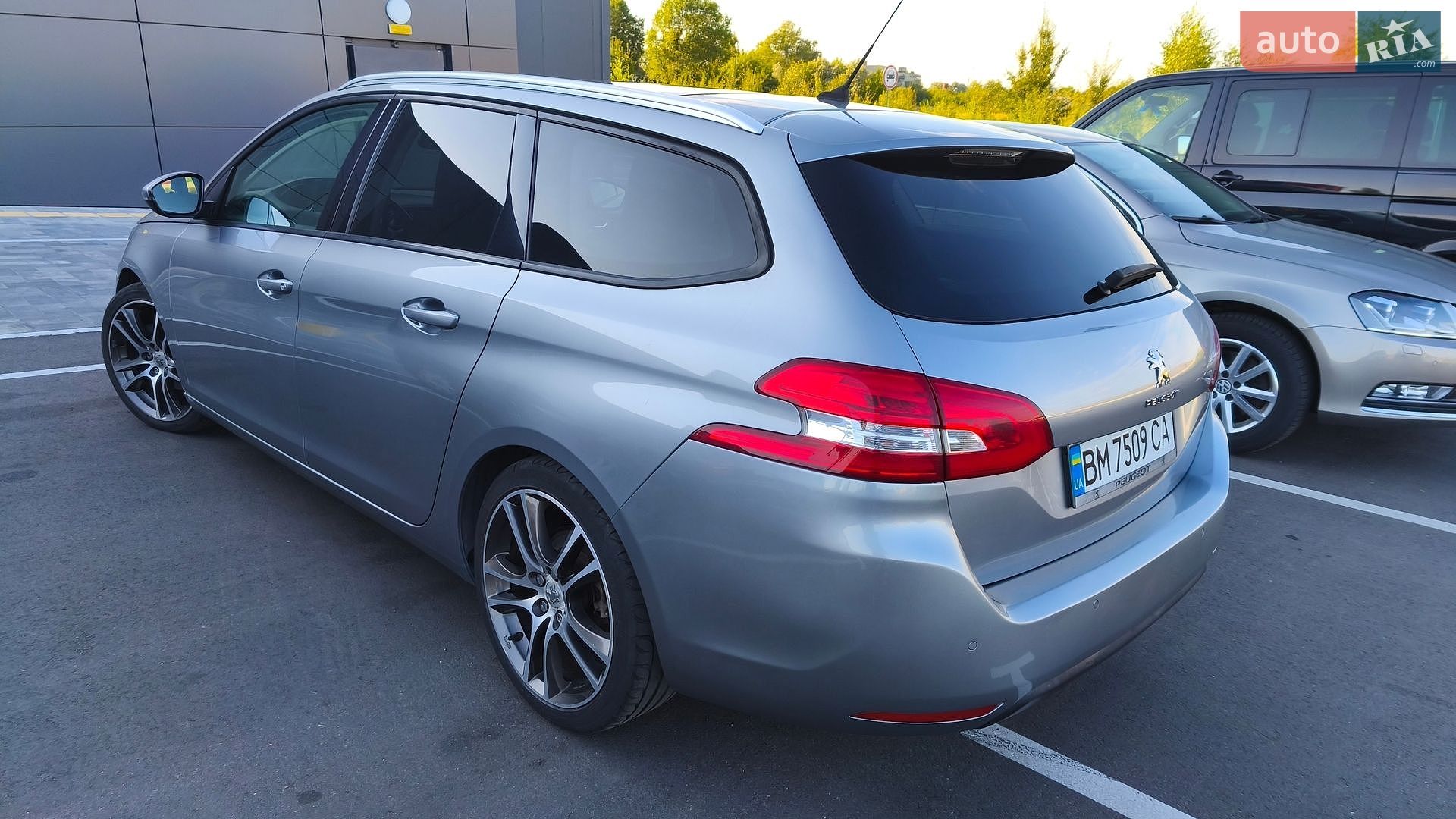 Peugeot 308 2015 VIN VF3LCBHZHFS341713 фото оголошення 10 з 28