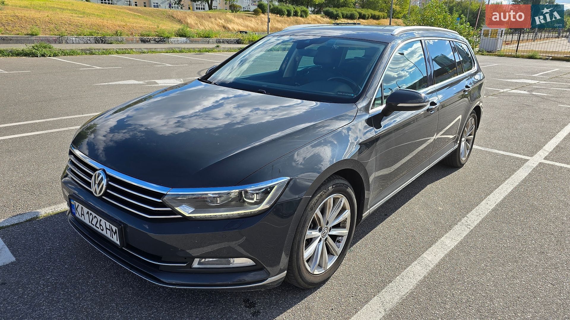 Volkswagen Passat 2018 VIN WVWZZZ3CZJE210643 фото оголошення 6 з 40