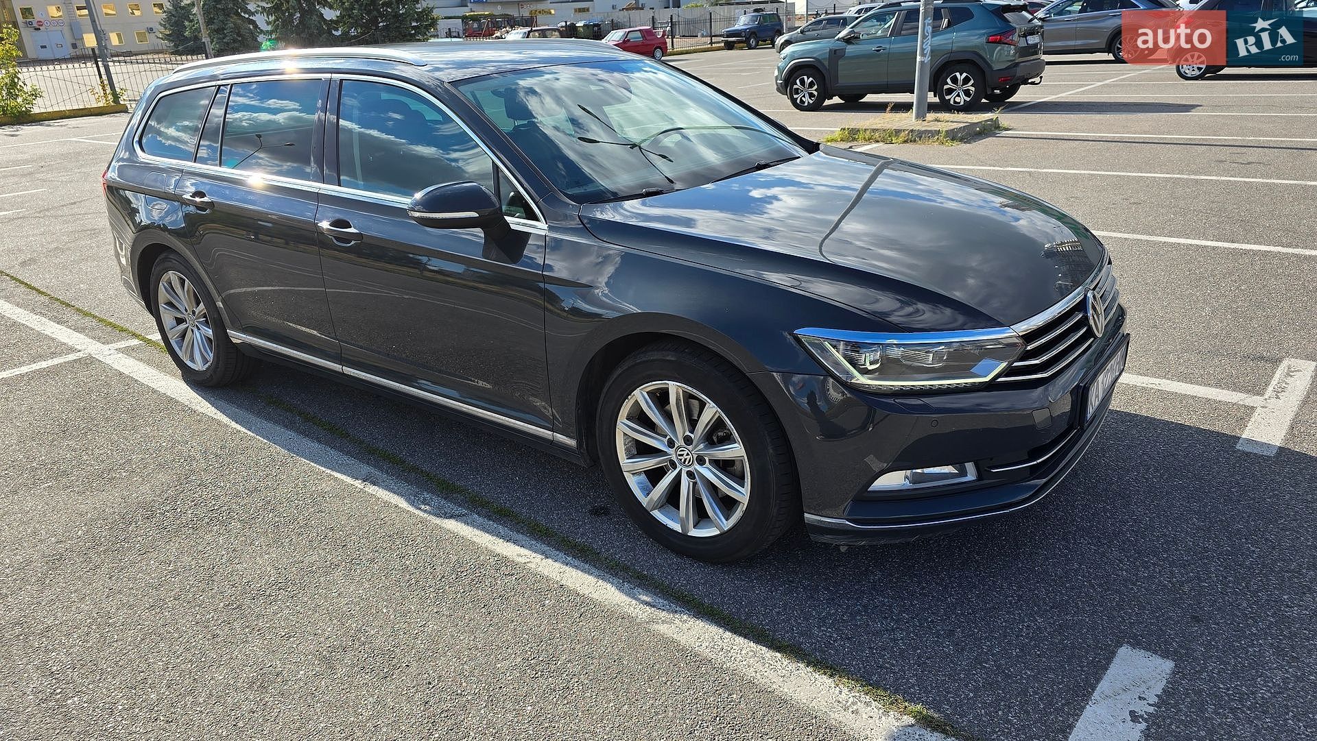 Volkswagen Passat 2018 VIN WVWZZZ3CZJE210643 фото оголошення 8 з 40