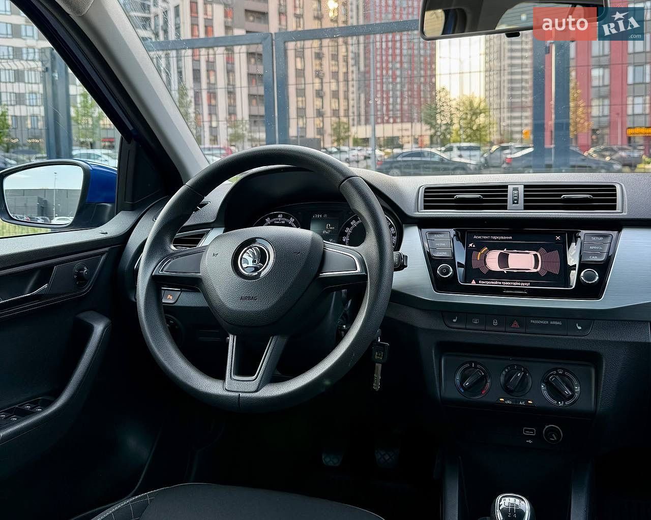 SKODA FABIA 2018 VIN TMBEP6NJ4KB500028 фото оголошення 18 з 36