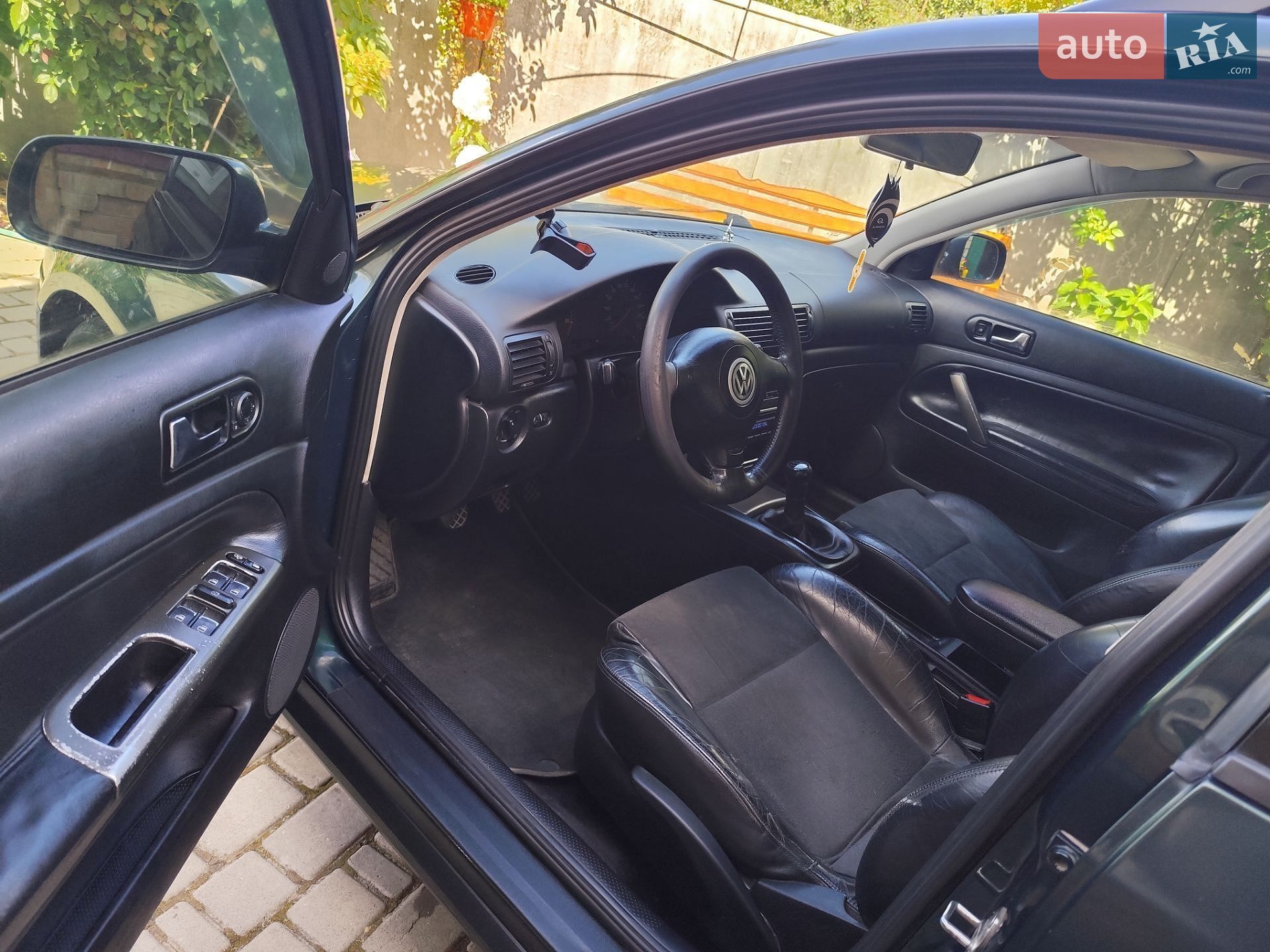 Volkswagen Passat 1998 VIN WVWZZZ3BZWE324222 фото оголошення 24 з 24