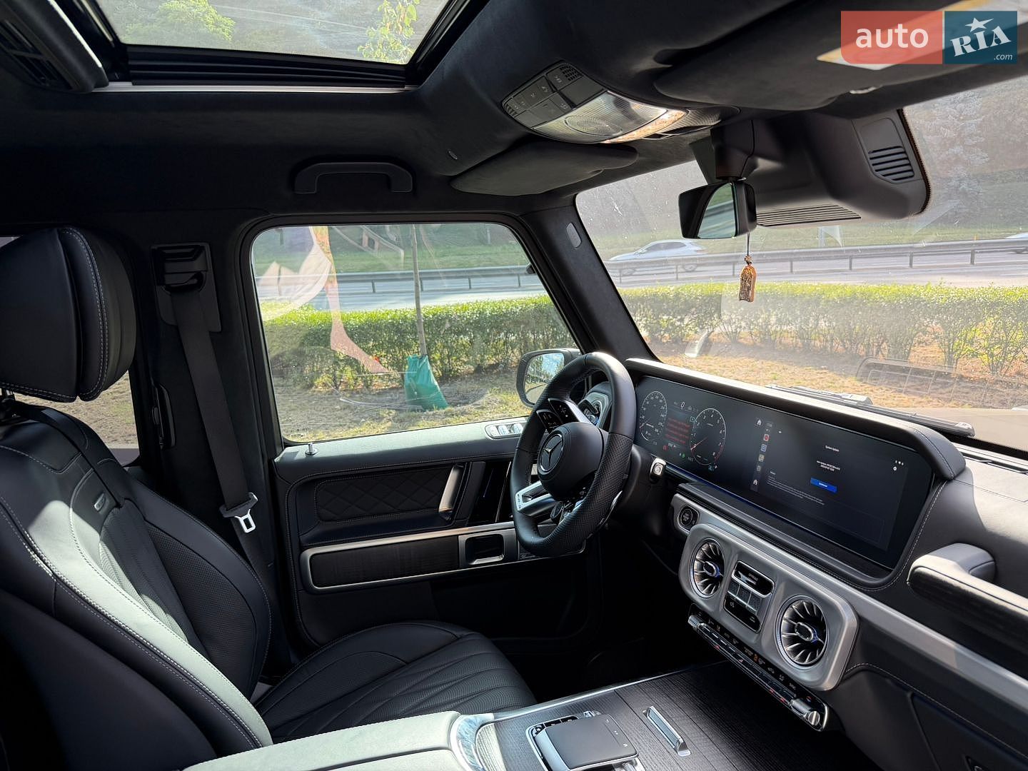 Mercedes-Benz G-Class 2024 VIN W1NWH5AB6SX030798 фото оголошення 29 з 40