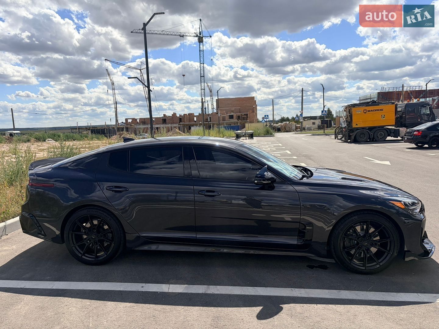 Kia Stinger 2021 VIN KNAE35LD5N6100847 фото оголошення 3 з 24