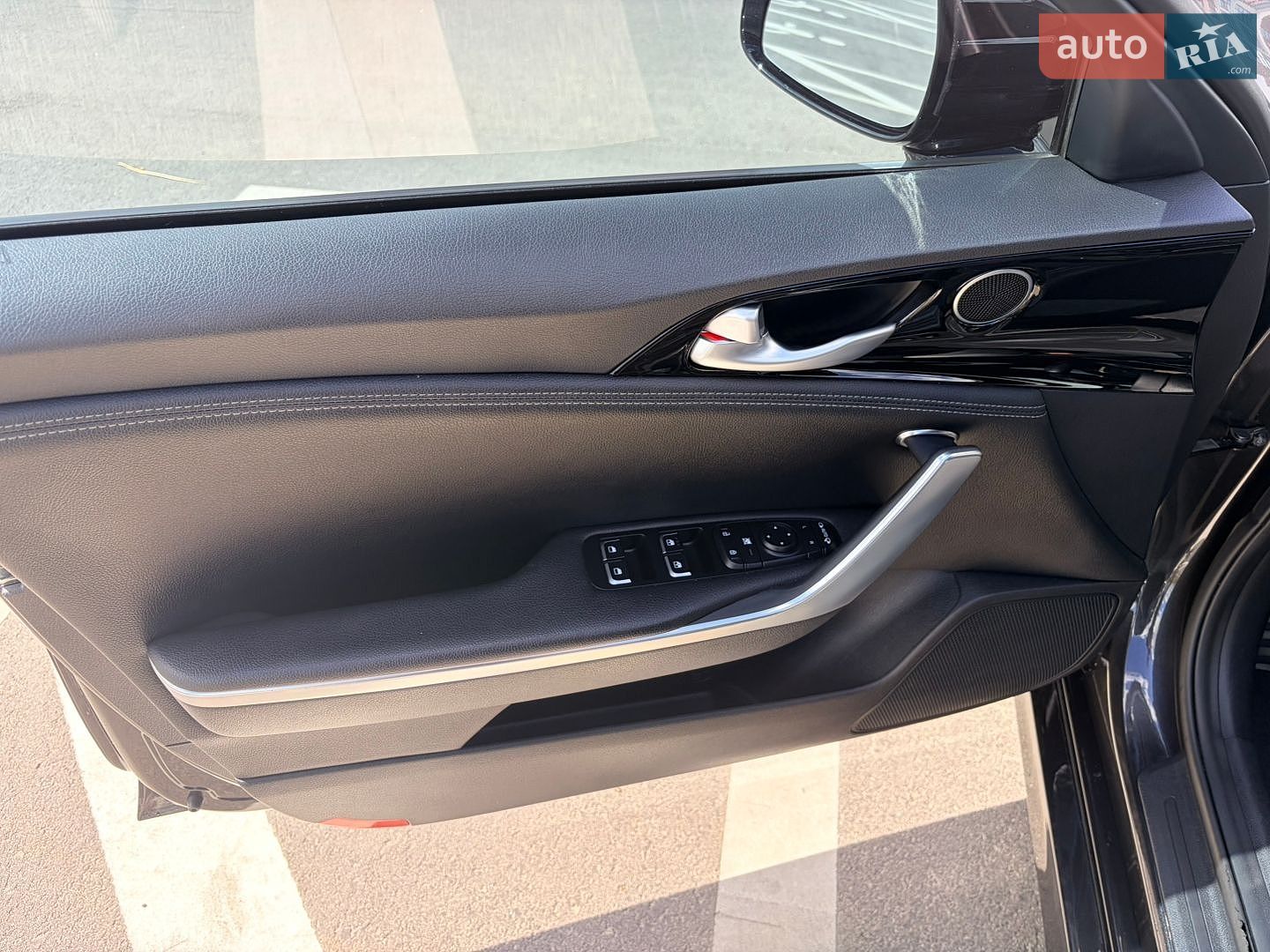 Kia Stinger 2021 VIN KNAE35LD5N6100847 фото оголошення 16 з 24