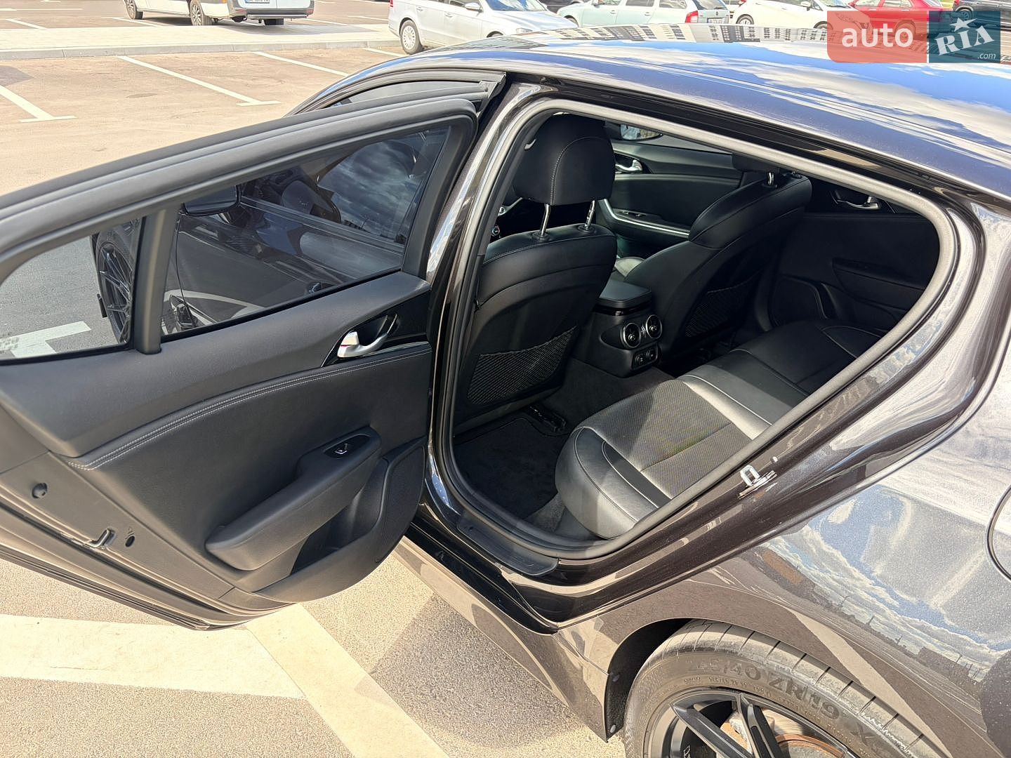 Kia Stinger 2021 VIN KNAE35LD5N6100847 фото оголошення 21 з 24