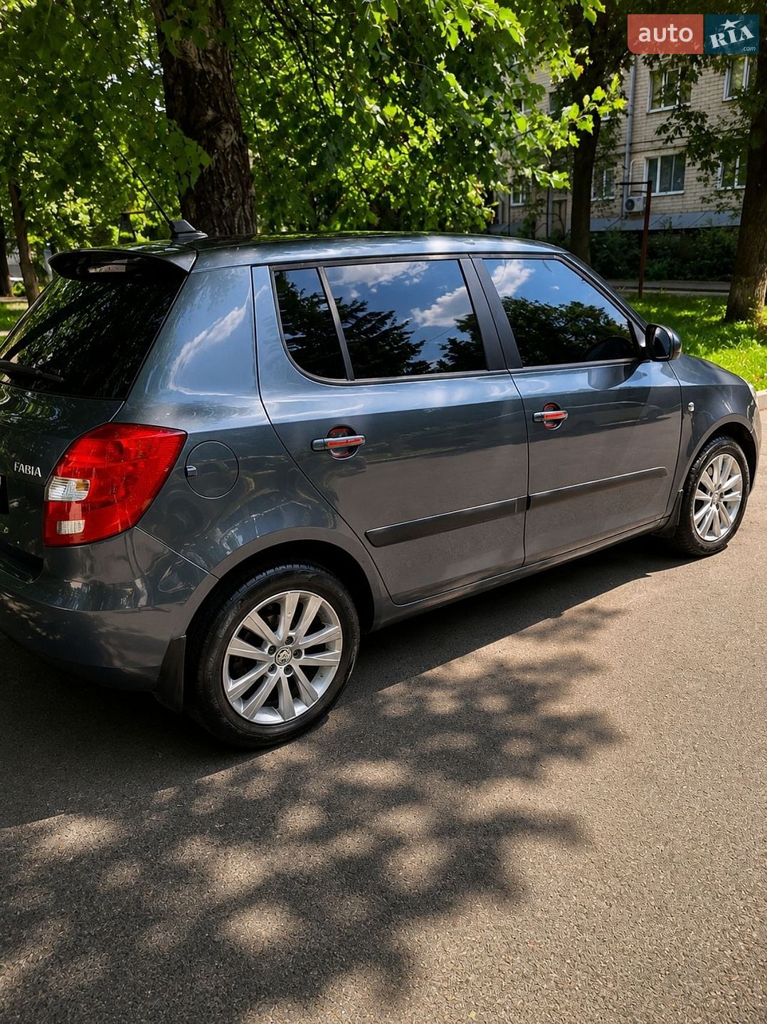 Skoda Fabia 2014 VIN TMBEL65J7E3098435 фото оголошення 2 з 6