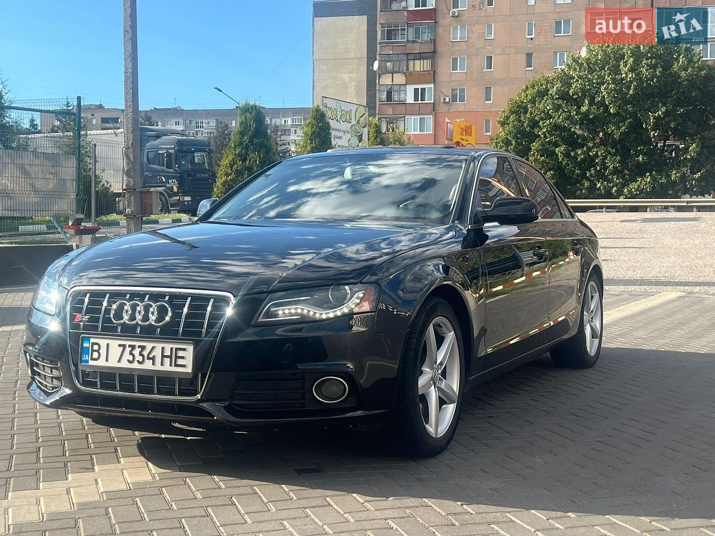 Audi A4 2010 VIN WAUFFAFL7BN029837 фото оголошення 14 з 18