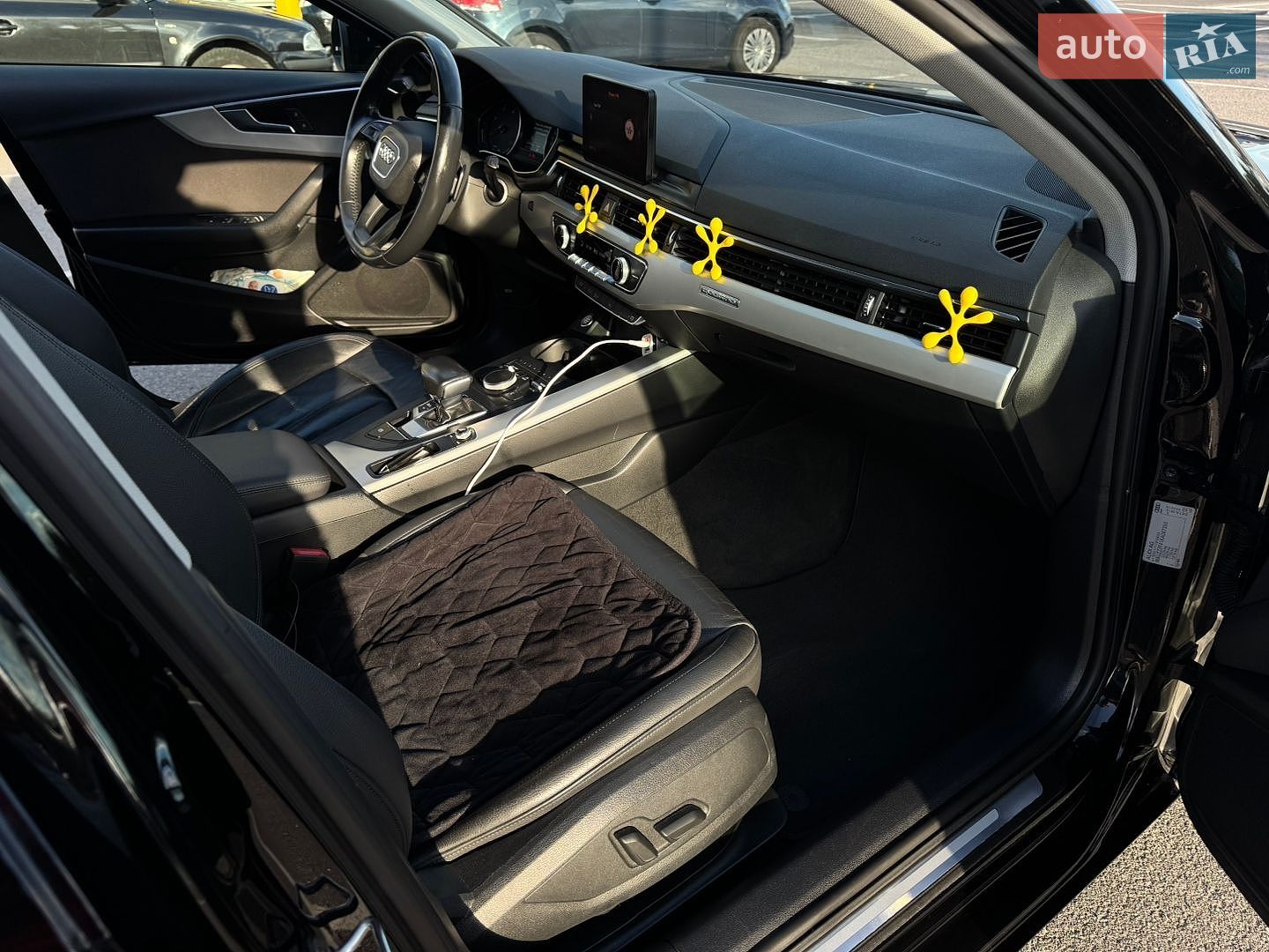 Audi A4 2019 VIN WAUZZZF41KA087350 фото оголошення 20 з 32