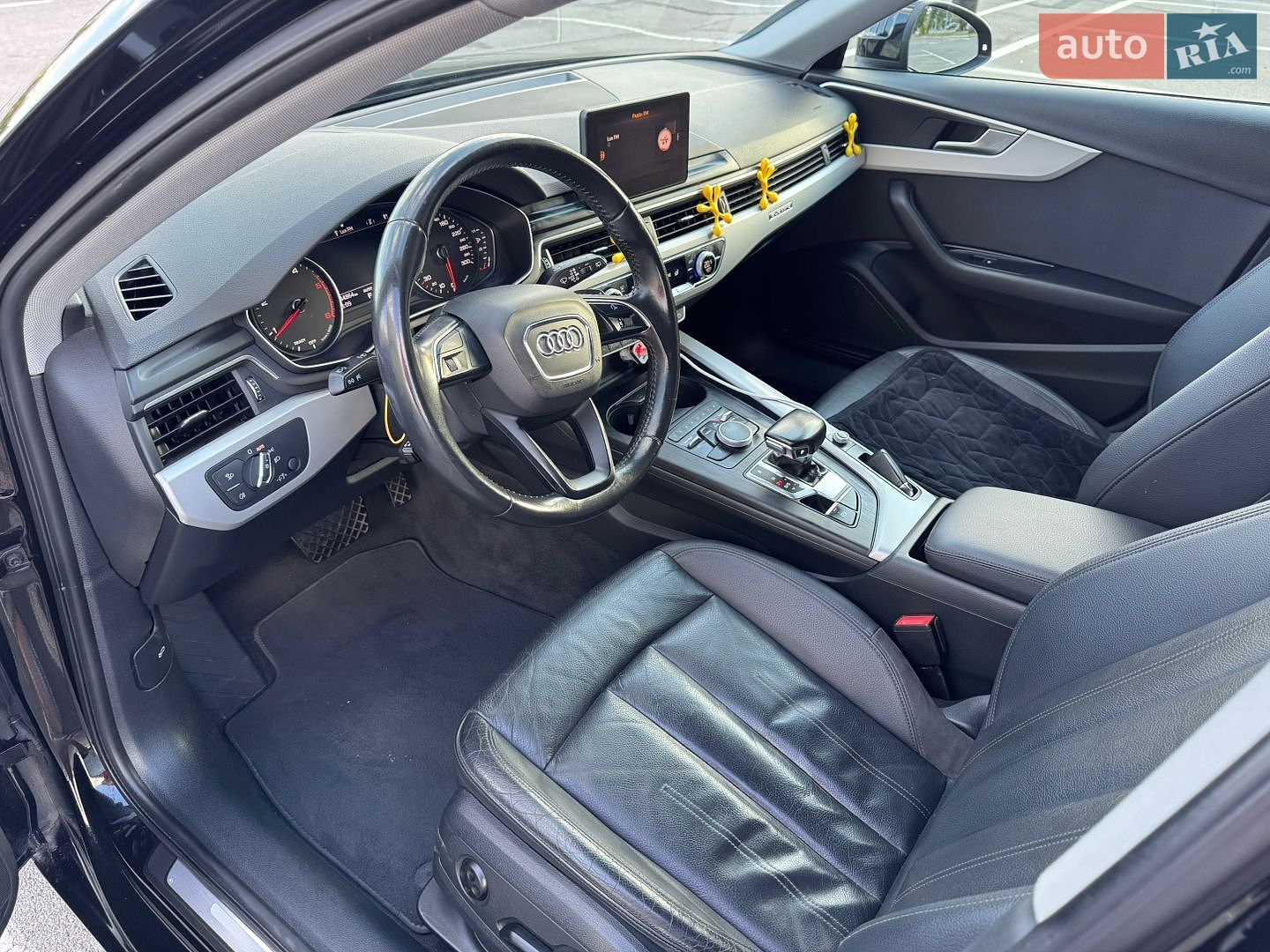 Audi A4 2019 VIN WAUZZZF41KA087350 фото оголошення 26 з 32