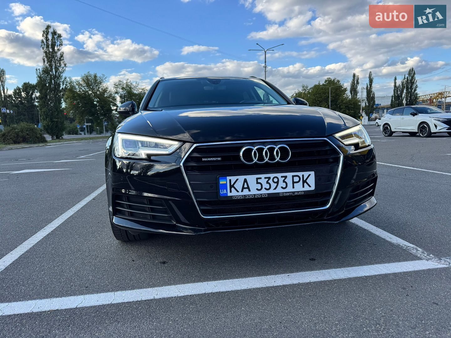 Audi A4 2019 VIN WAUZZZF41KA087350 фото оголошення 11 з 32