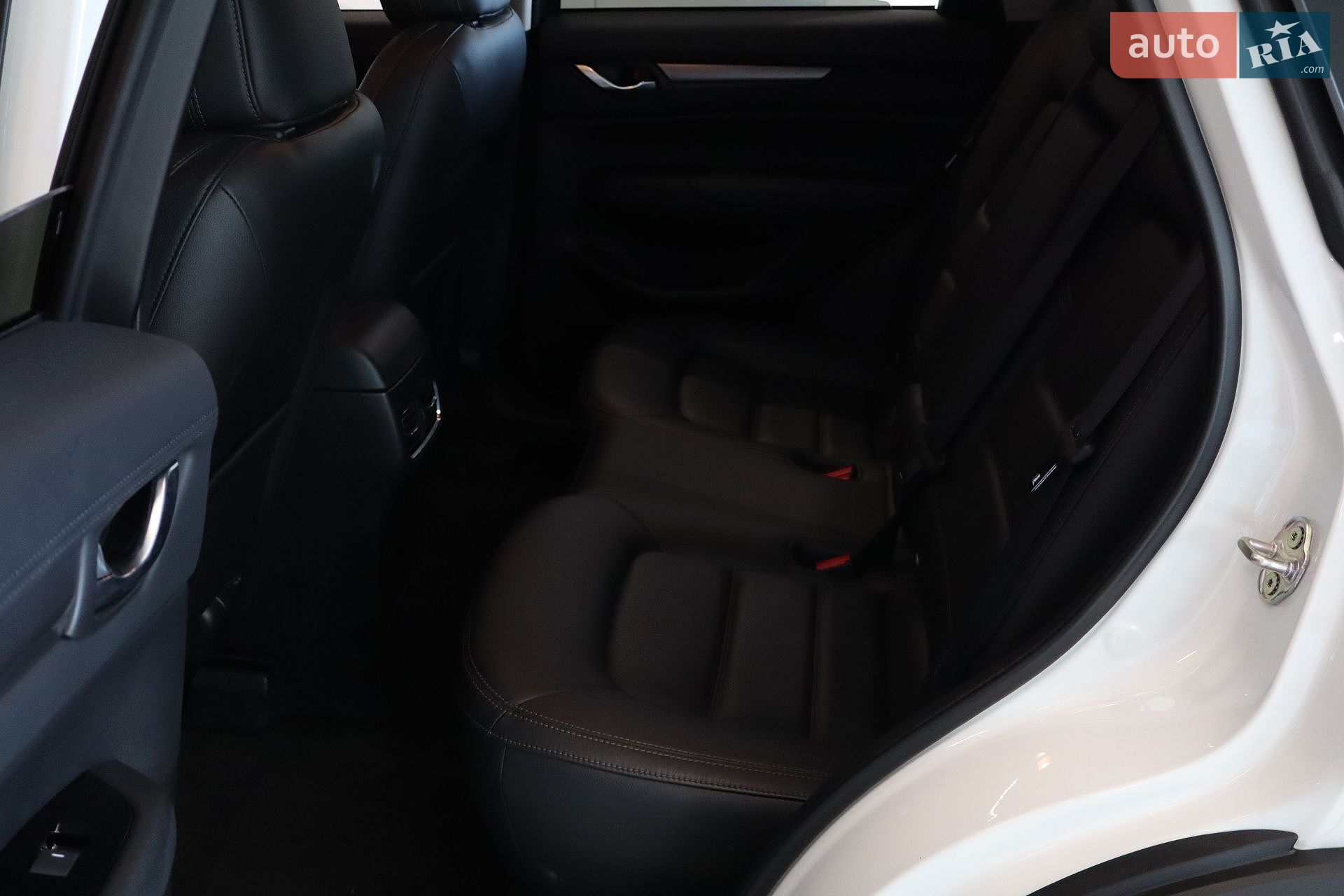 Mazda CX-5 2023 VIN JM3KFBCMXP0268380 фото оголошення 32 з 47