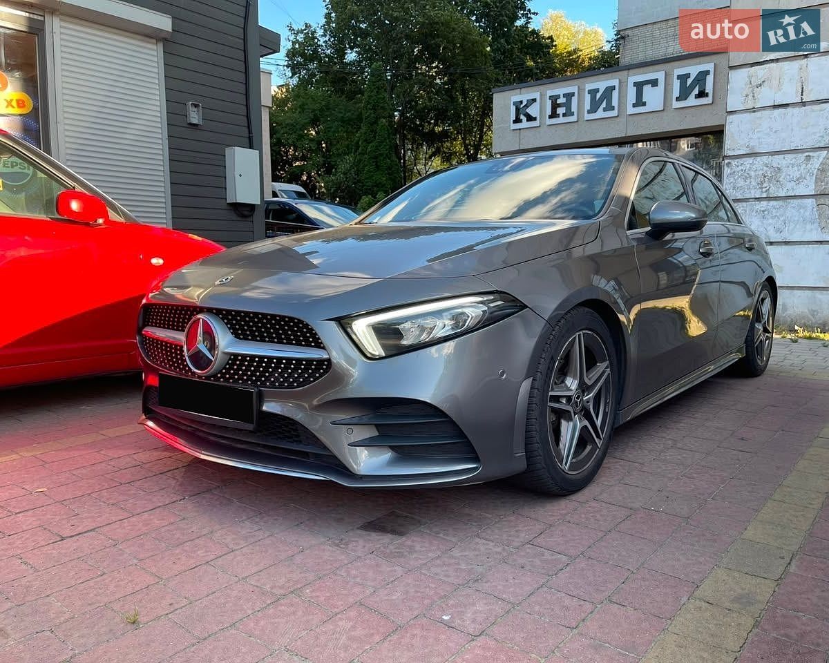 Mercedes-Benz A-Class 2019 VIN WDD1770121N136705 фото оголошення 9 з 16