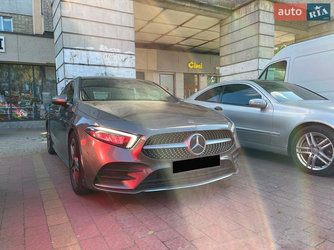 Mercedes-Benz A-Class 2019 VIN WDD1770121N136705 фото оголошення 10 з 16