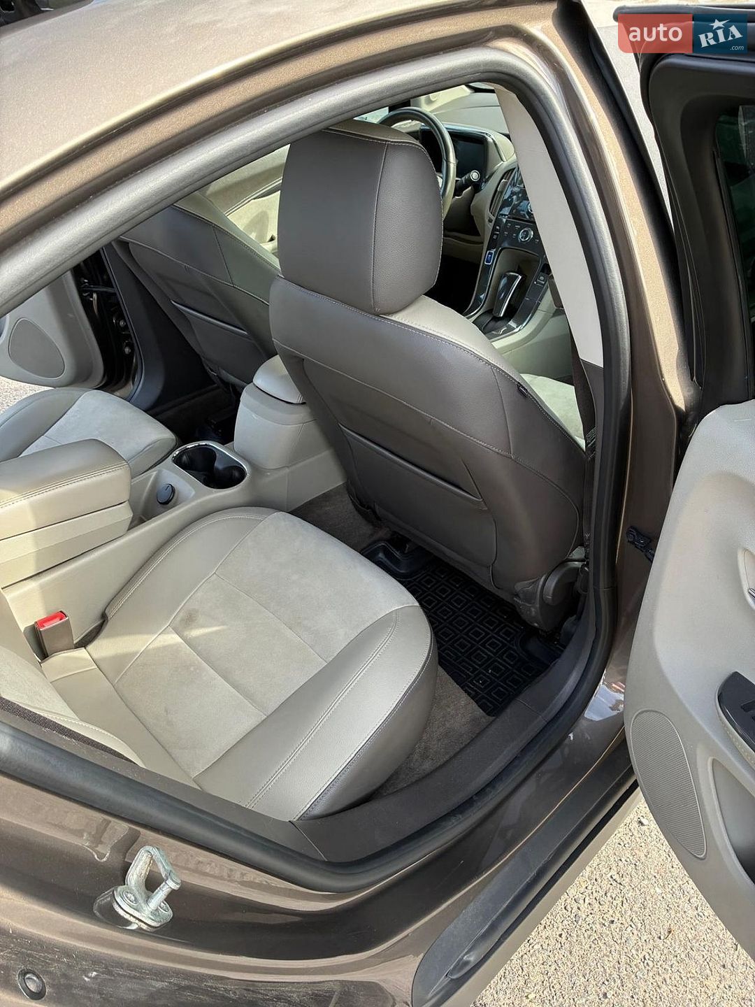 Chevrolet Volt 2014 VIN 1G1RD6E43EU155743 фото оголошення 8 з 11