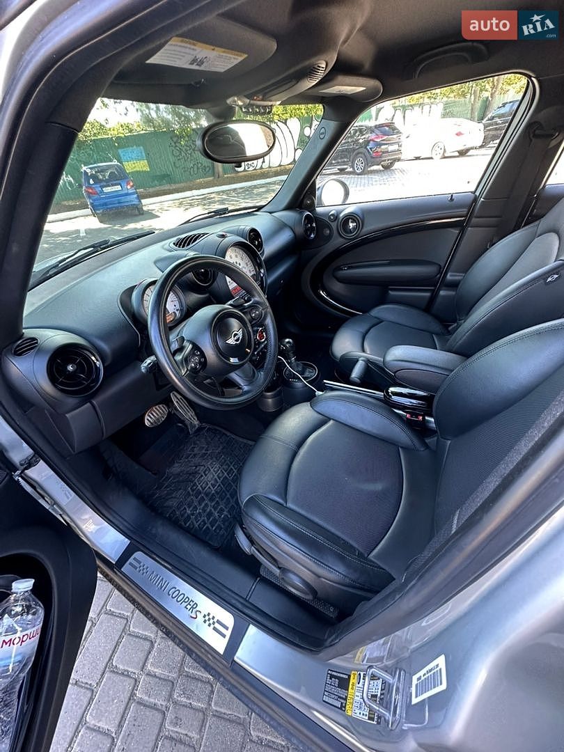 MINI Countryman 2013 VIN WMWZC3C56EWP25417 фото оголошення 16 з 30