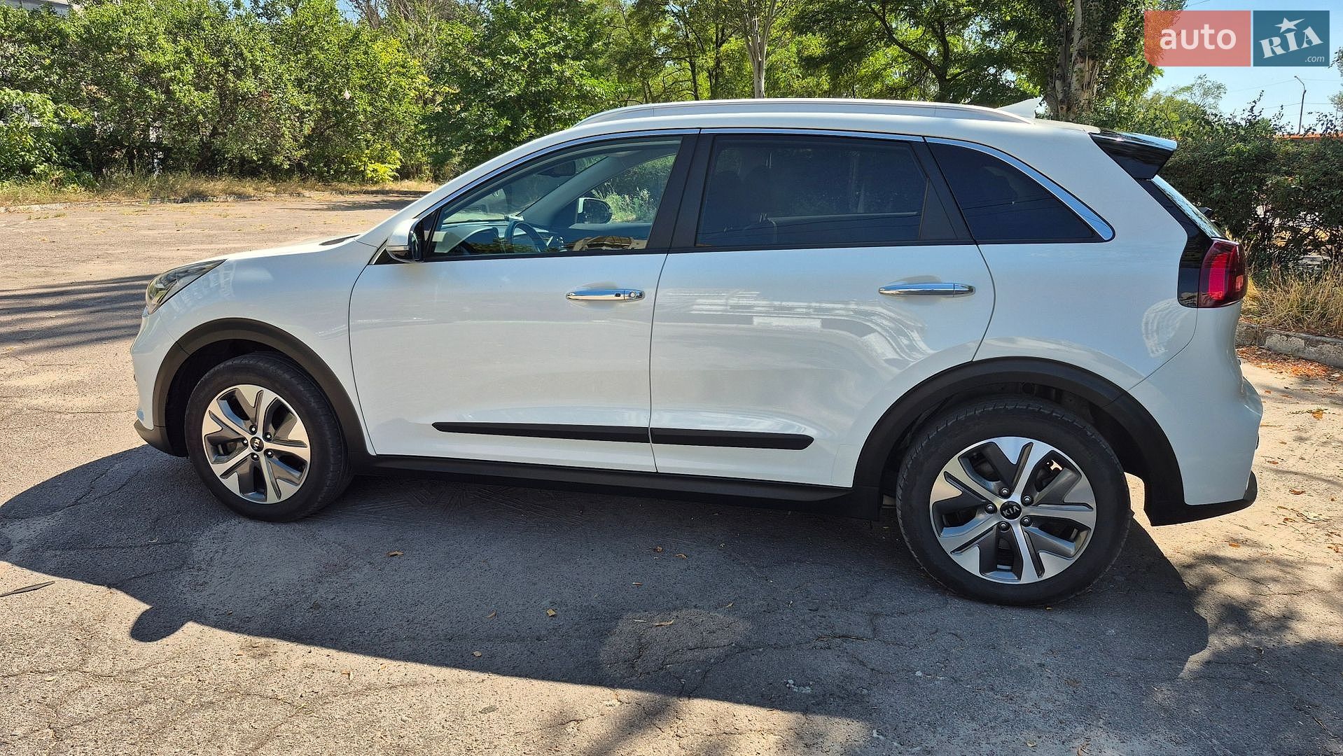 Kia Niro 2020 VIN KNACC81GFL5050506 фото оголошення 9 з 12