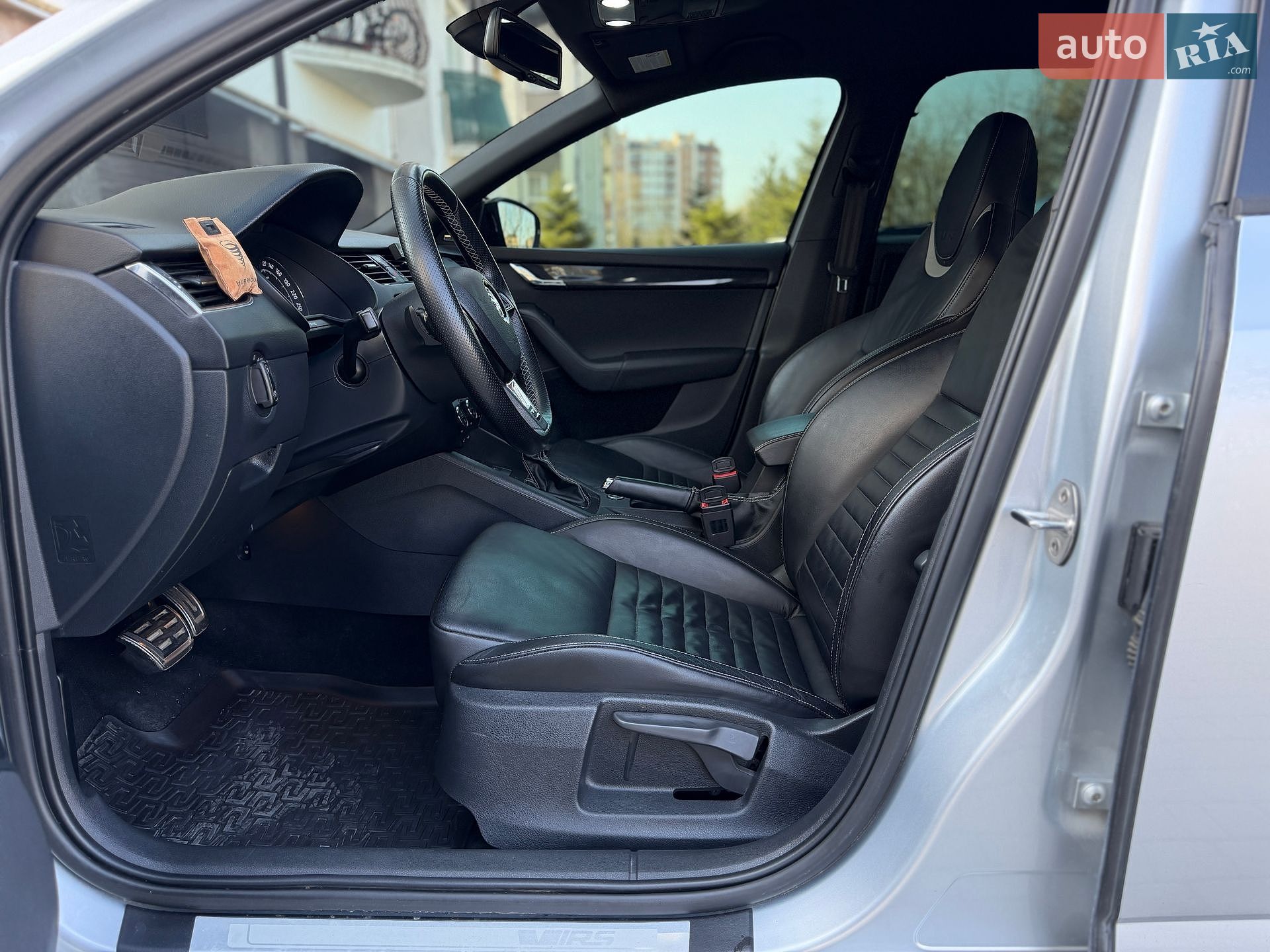 Skoda Octavia 2014 VIN TMBJK9NE6E0219785 фото оголошення 27 з 58