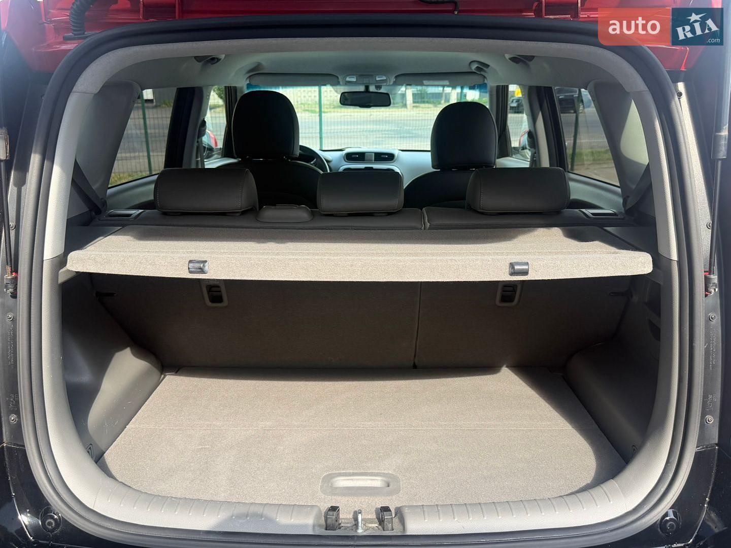 Kia Soul 2016 VIN KNAJX81EFG7018039 фото оголошення 16 з 18