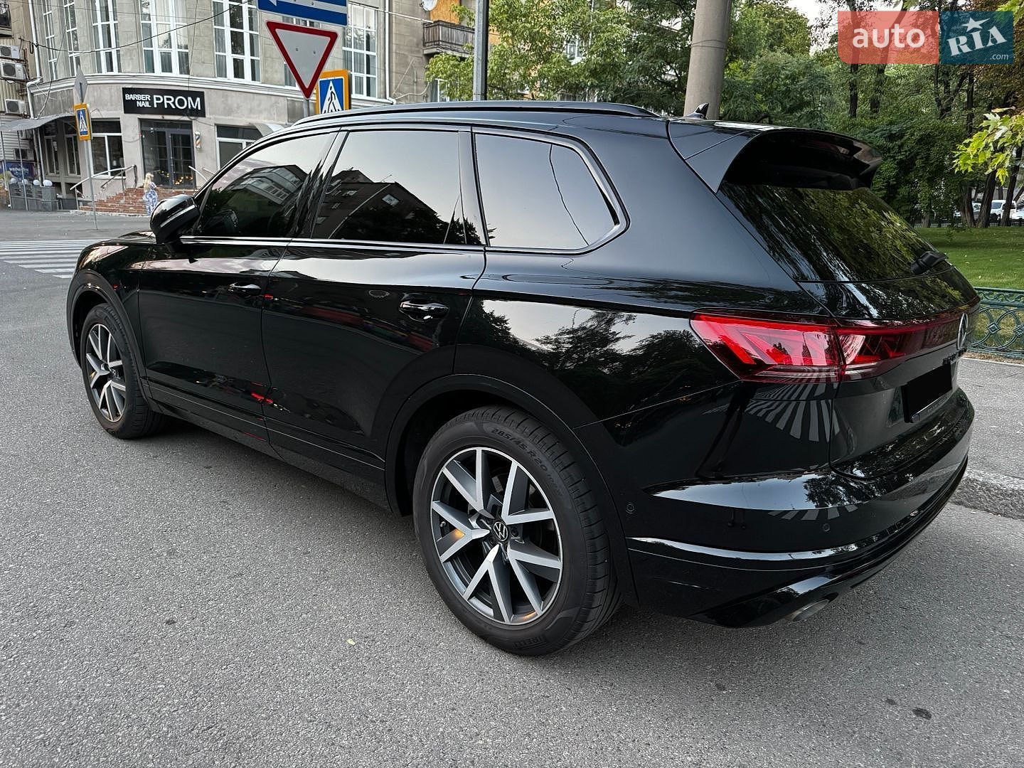 Volkswagen Touareg 2026 VIN WVGZZZCR6TD015865 фото оголошення 3 з 4