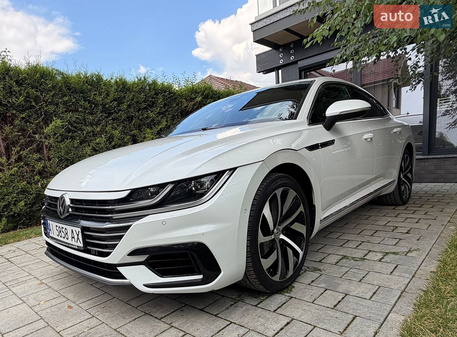Volkswagen Arteon 2018 VIN WVWZZZ3HZJE522376 фото оголошення 12 з 36