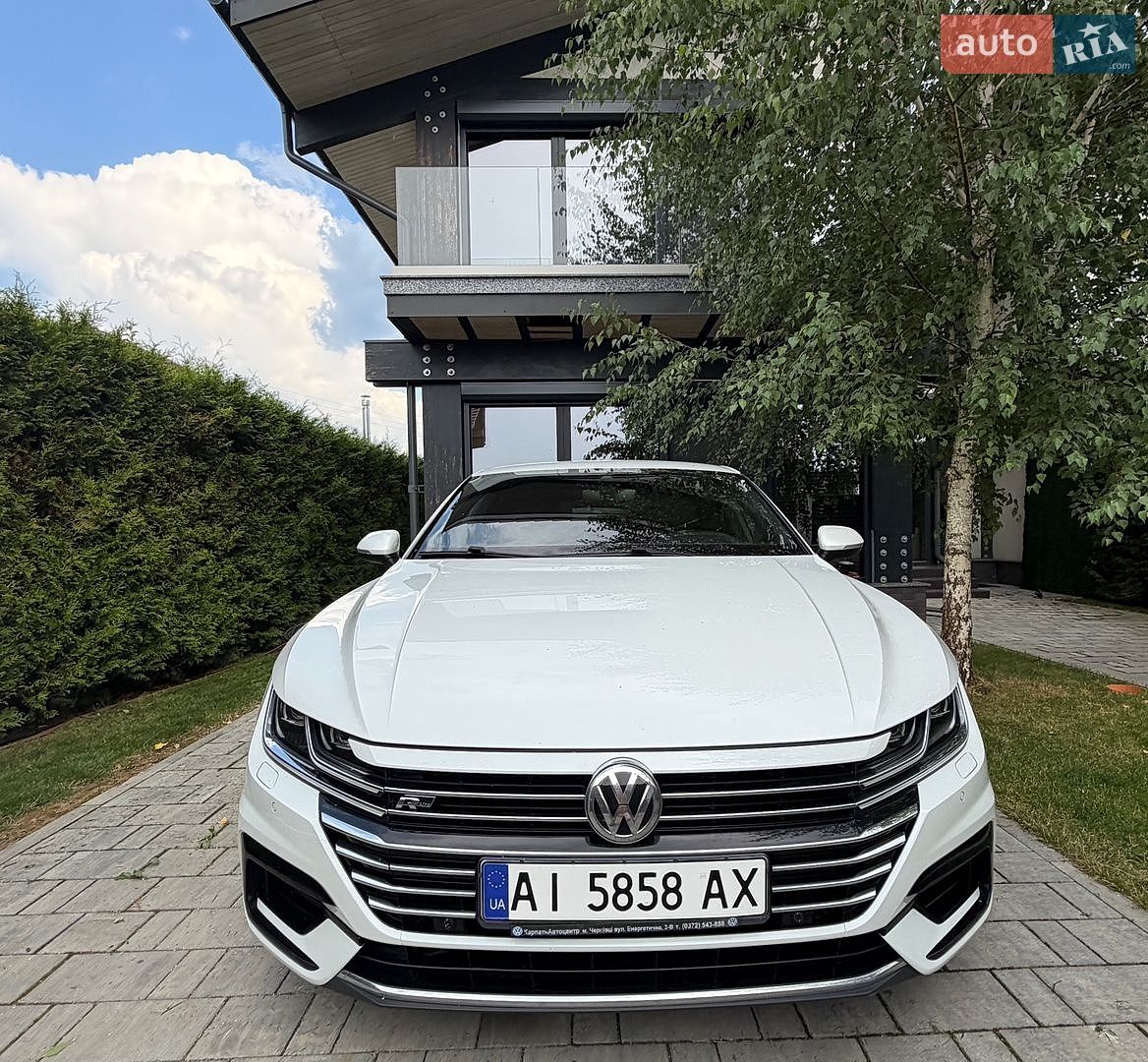 Volkswagen Arteon 2018 VIN WVWZZZ3HZJE522376 фото оголошення 4 з 36