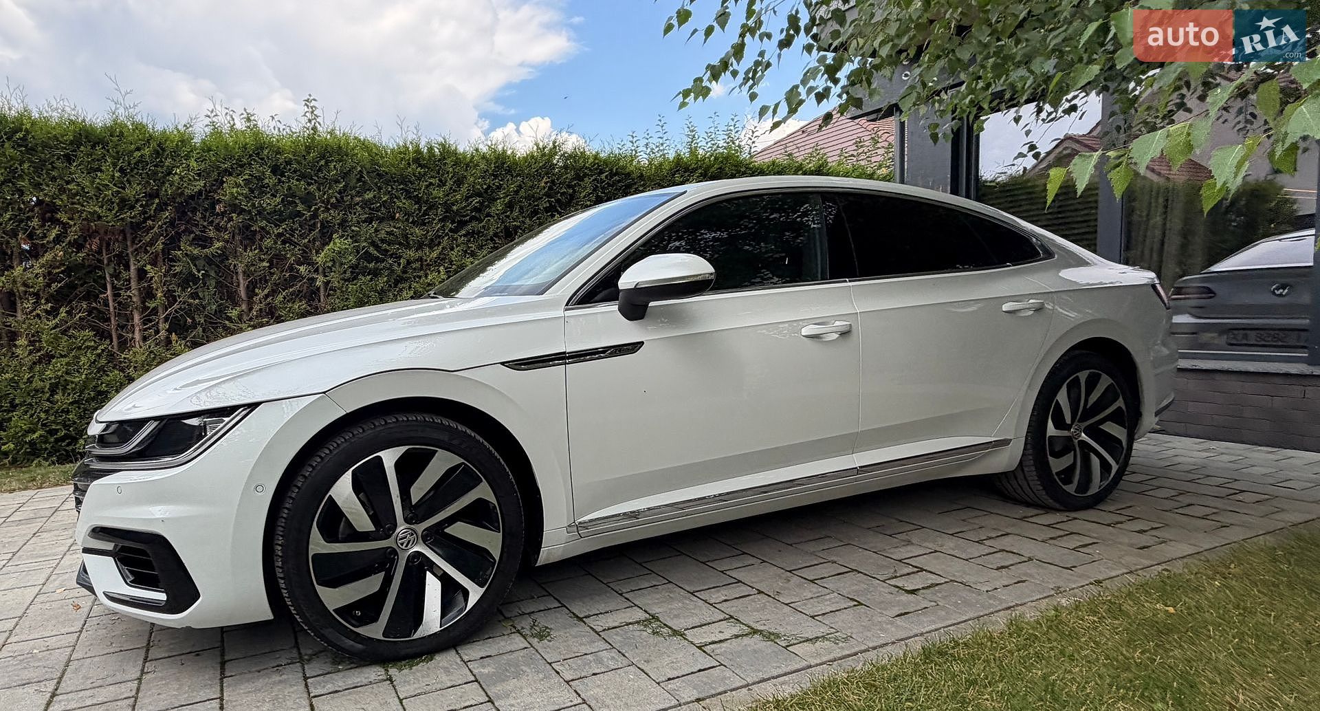 Volkswagen Arteon 2018 VIN WVWZZZ3HZJE522376 фото оголошення 5 з 36