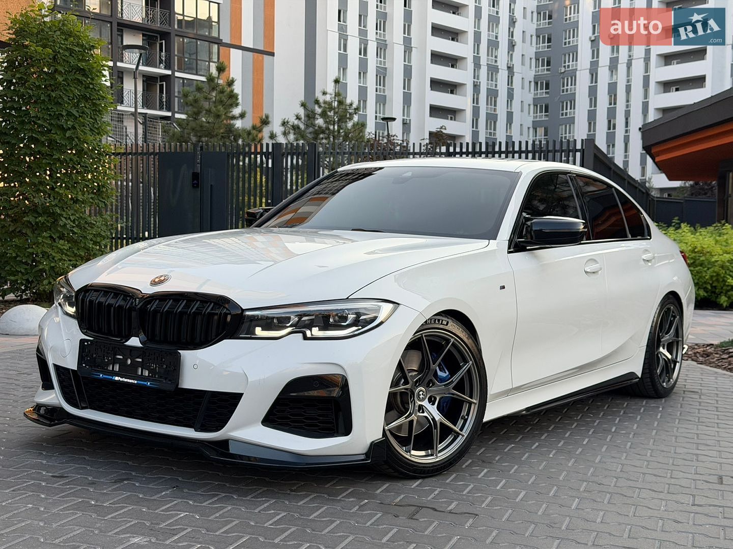 BMW 3 Series 2020 VIN 3MW5R1J02L8B32197 фото оголошення 5 з 96