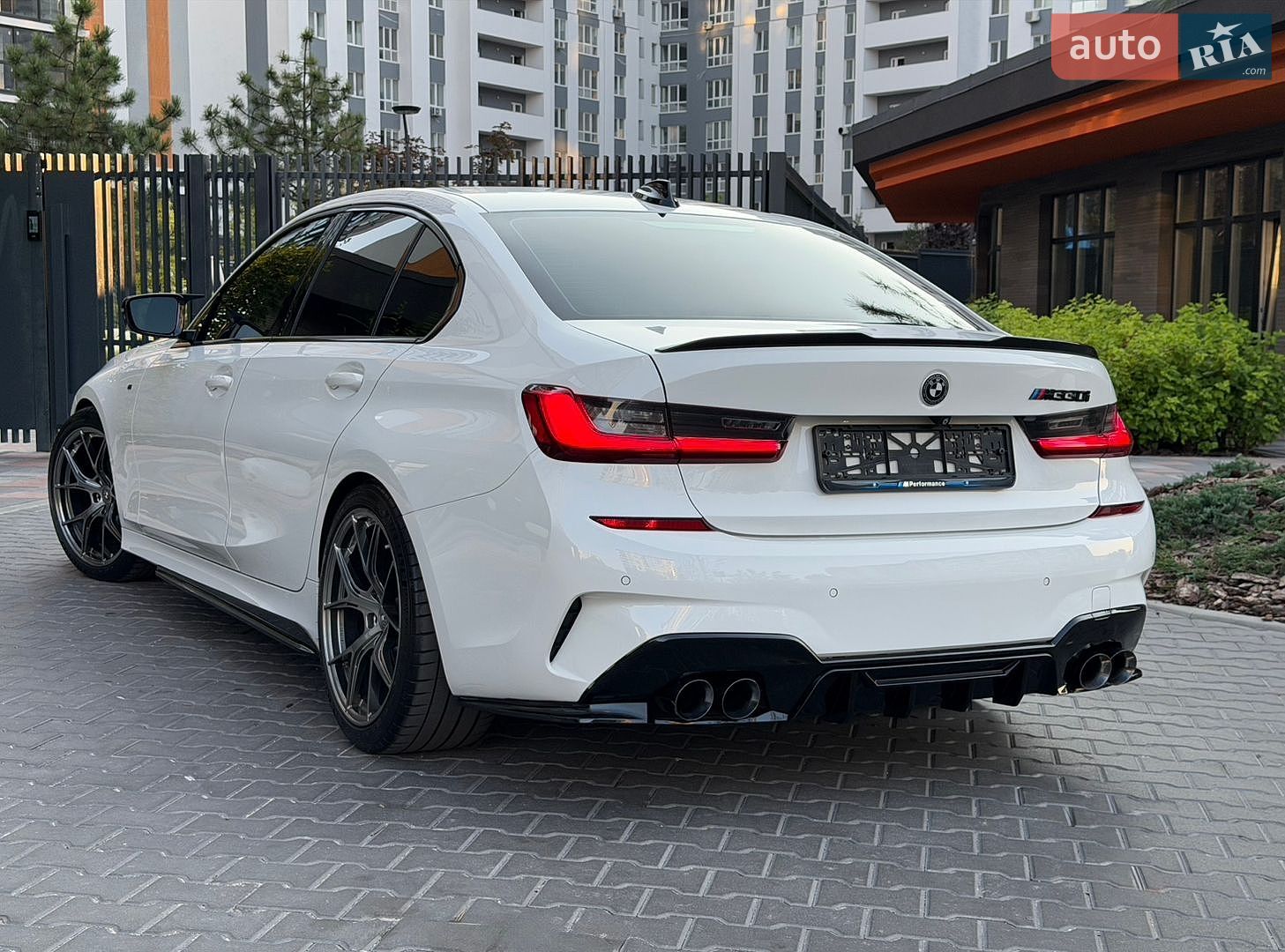 BMW 3 Series 2020 VIN 3MW5R1J02L8B32197 фото оголошення 13 з 96