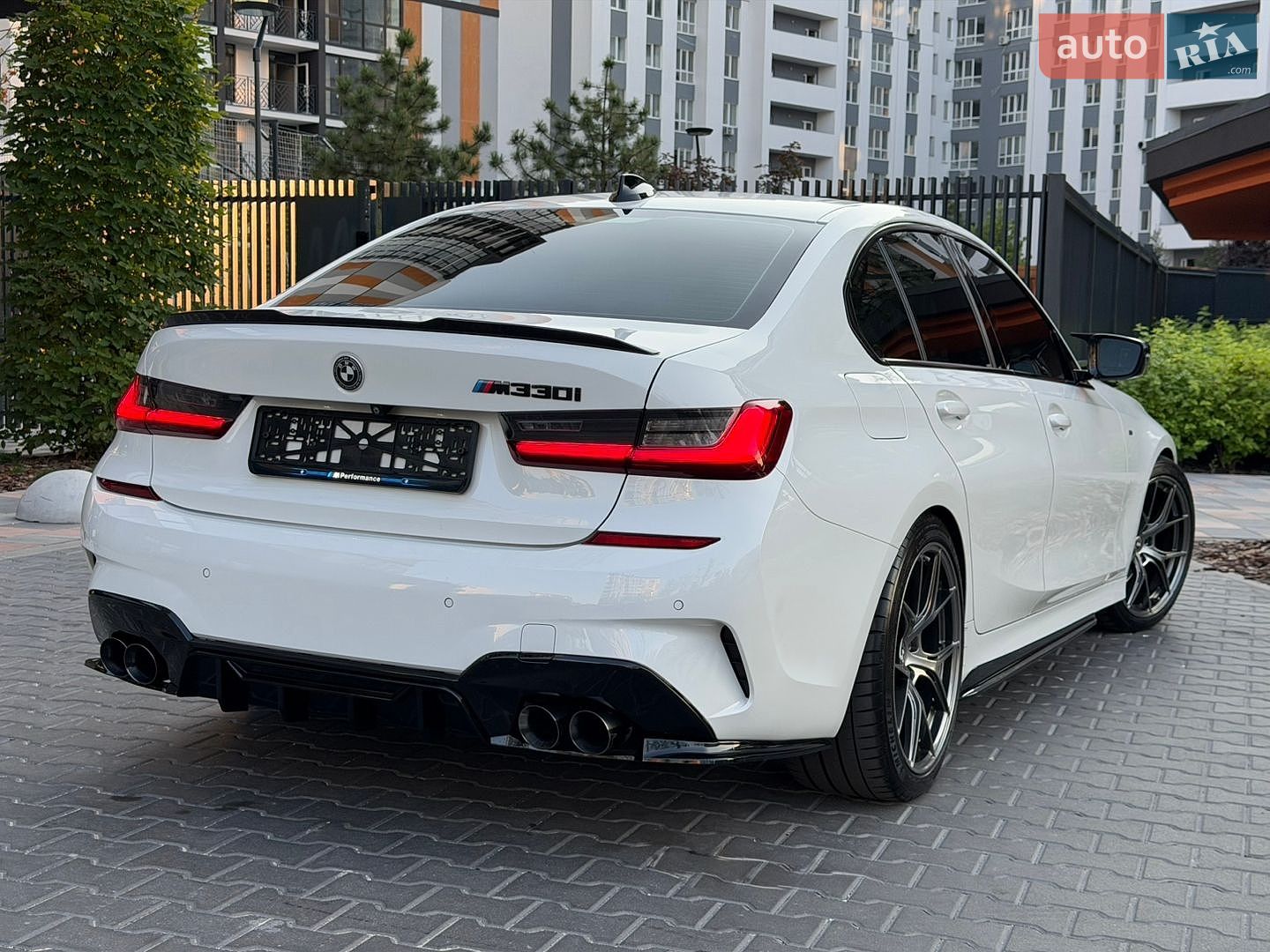 BMW 3 Series 2020 VIN 3MW5R1J02L8B32197 фото оголошення 25 з 96