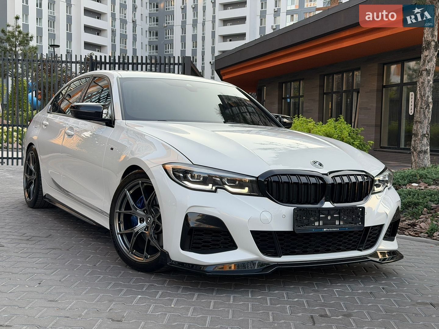 BMW 3 Series 2020 VIN 3MW5R1J02L8B32197 фото оголошення 36 з 96
