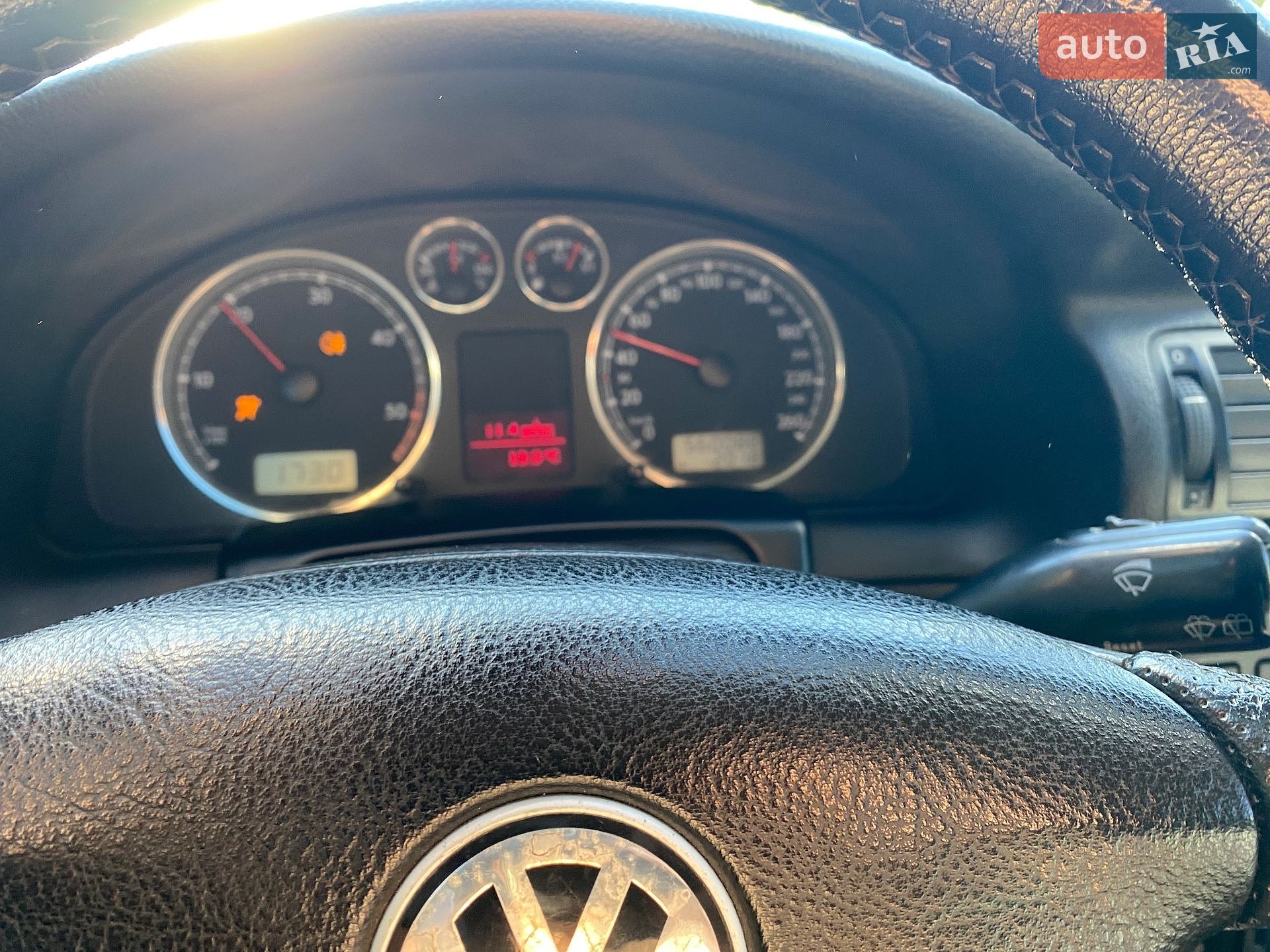 Volkswagen Passat 2001 VIN WVWZZZ3BZ2E099044 фото оголошення 19 з 39