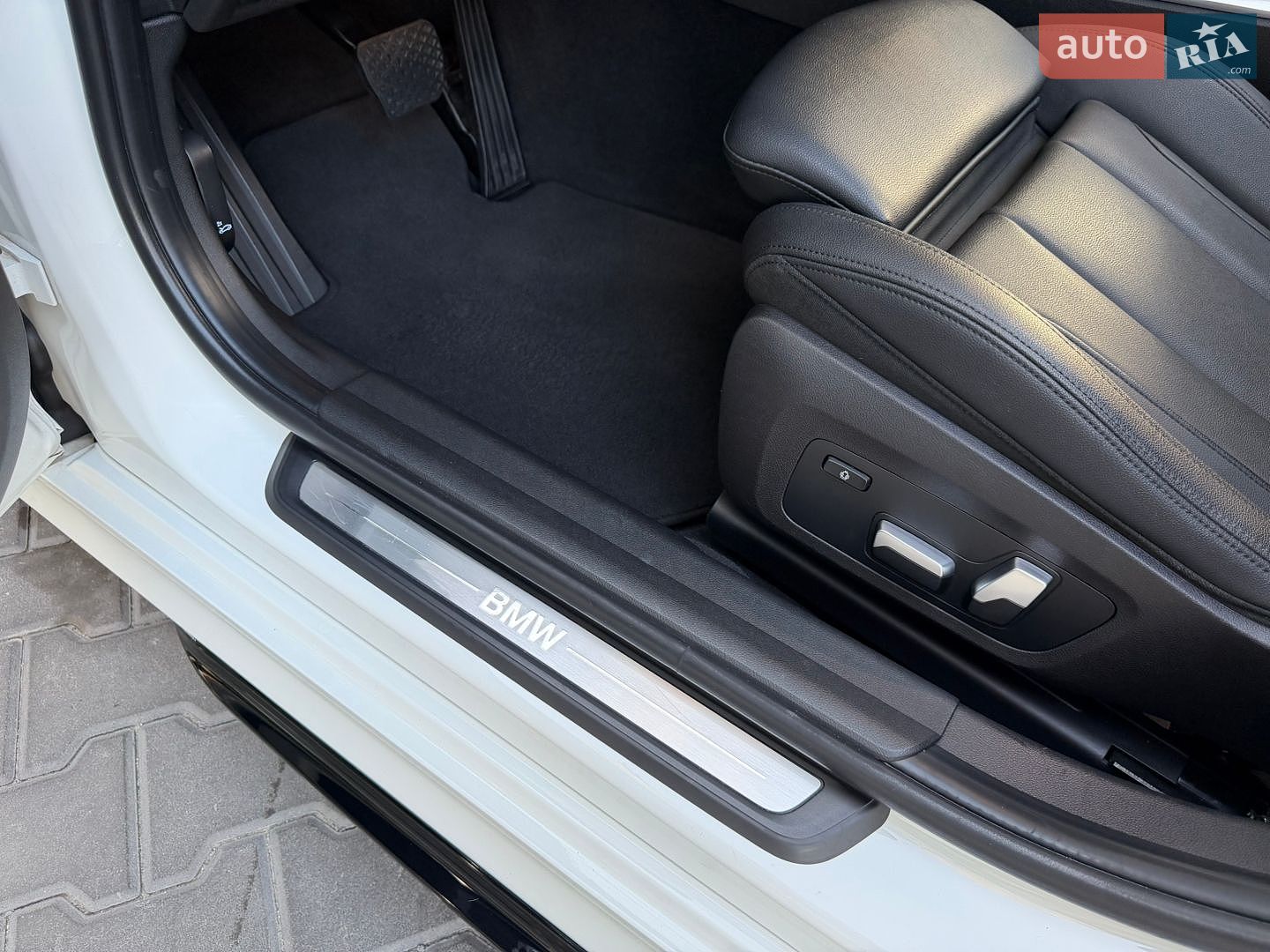BMW 3 Series 2020 VIN 3MW5R1J02L8B32197 фото оголошення 50 з 96