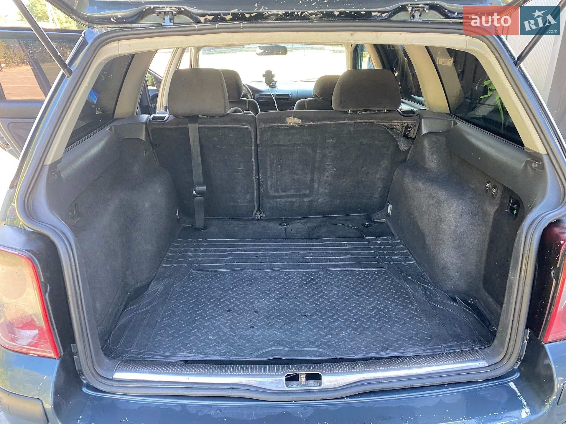 Volkswagen Passat 2001 VIN WVWZZZ3BZ2E099044 фото оголошення 24 з 39