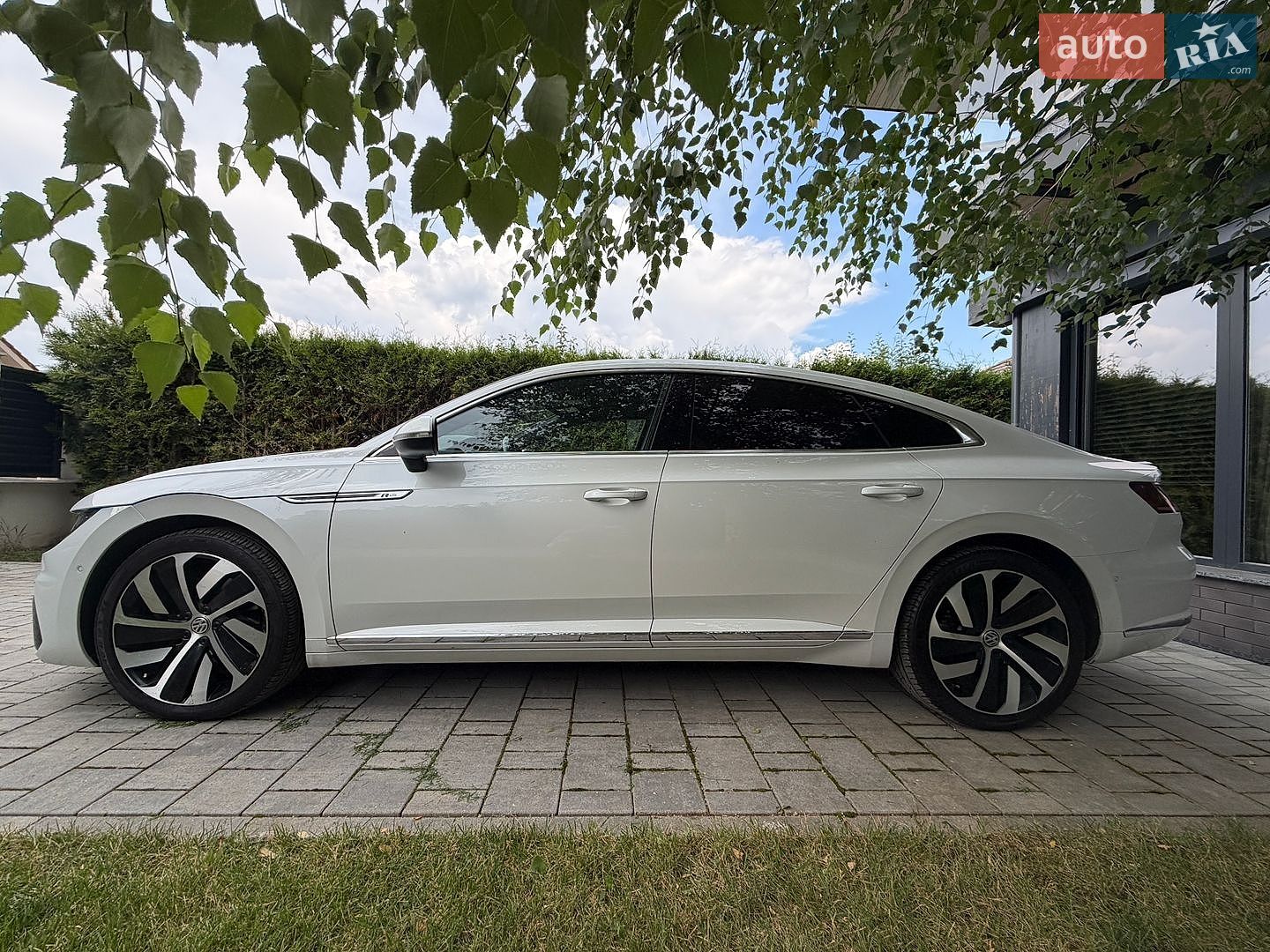 Volkswagen Arteon 2018 VIN WVWZZZ3HZJE522376 фото оголошення 6 з 36