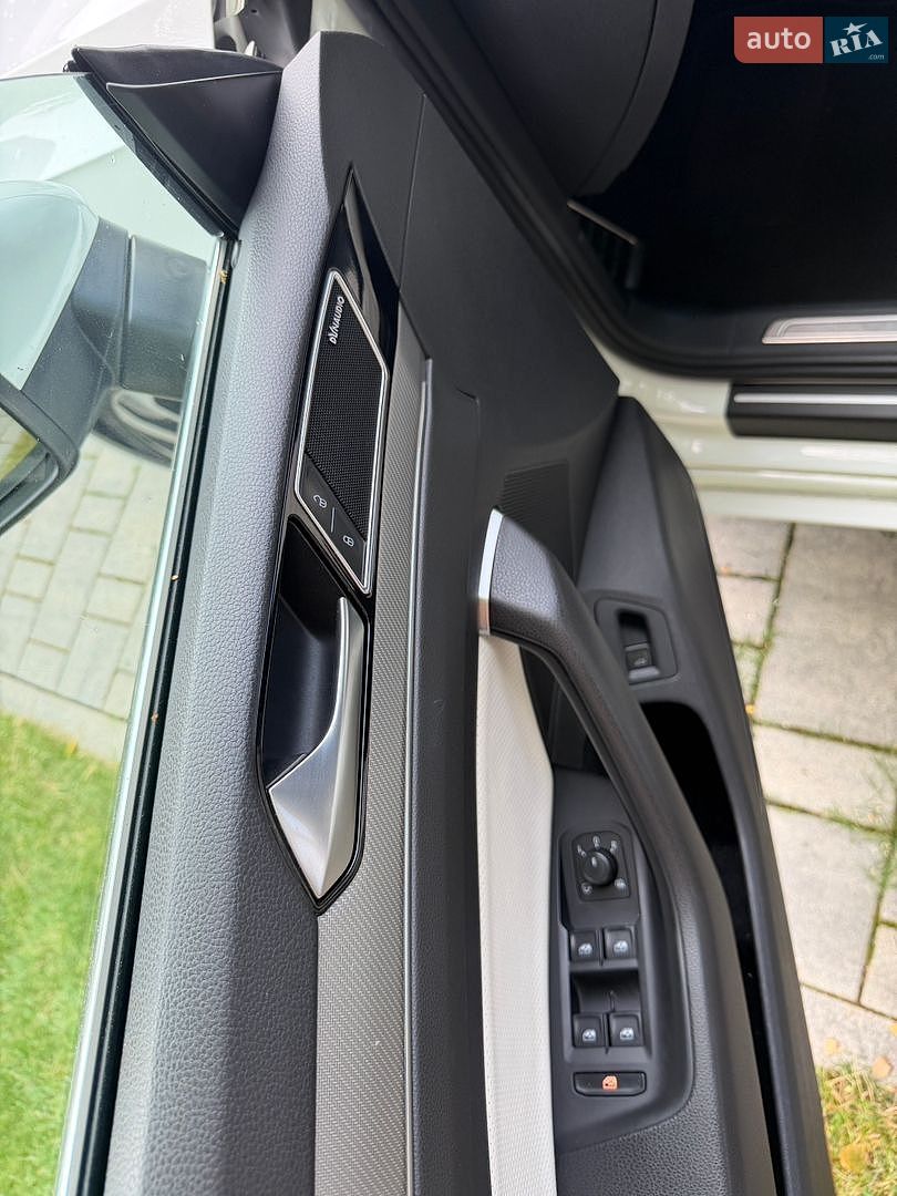 Volkswagen Arteon 2018 VIN WVWZZZ3HZJE522376 фото оголошення 23 з 36