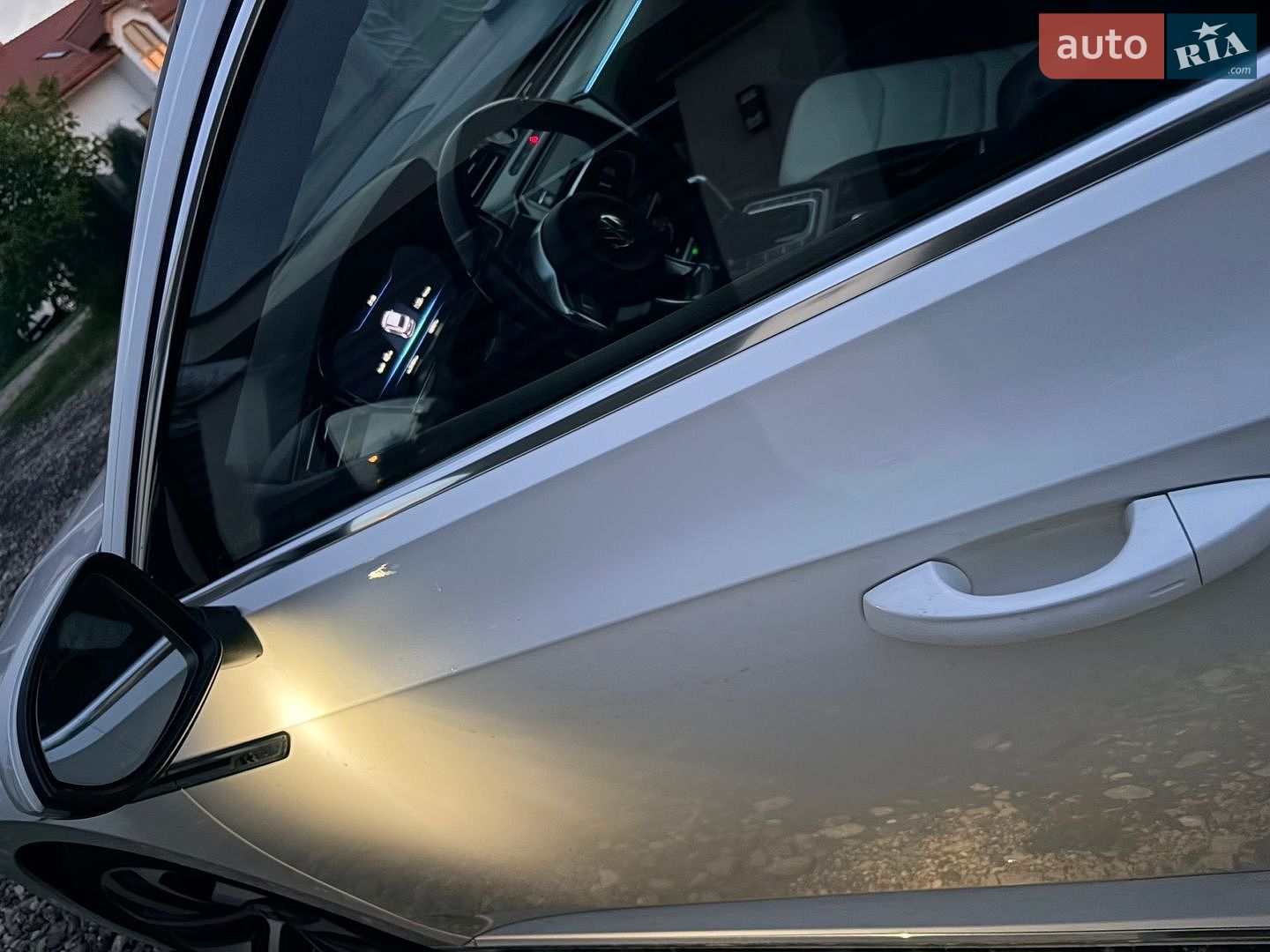 Volkswagen Arteon 2018 VIN WVWZZZ3HZJE522376 фото оголошення 16 з 36