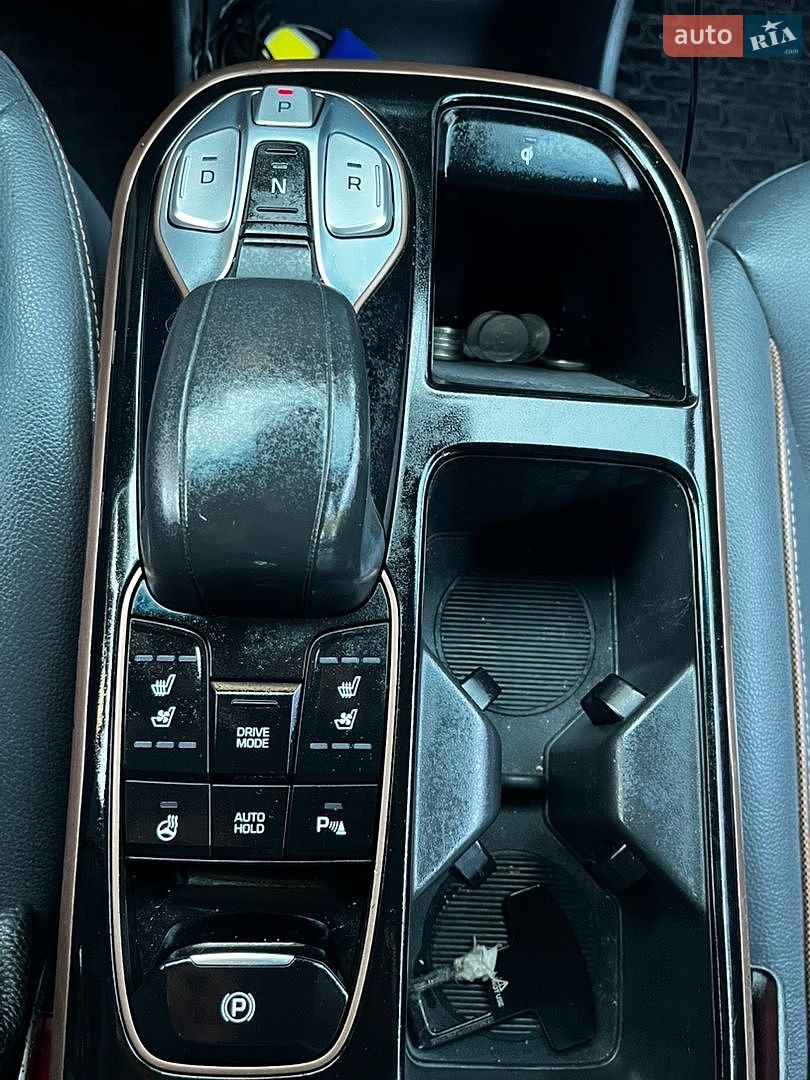 Hyundai Ioniq 2017 VIN KMHC851HFHU013928 фото оголошення 10 з 14