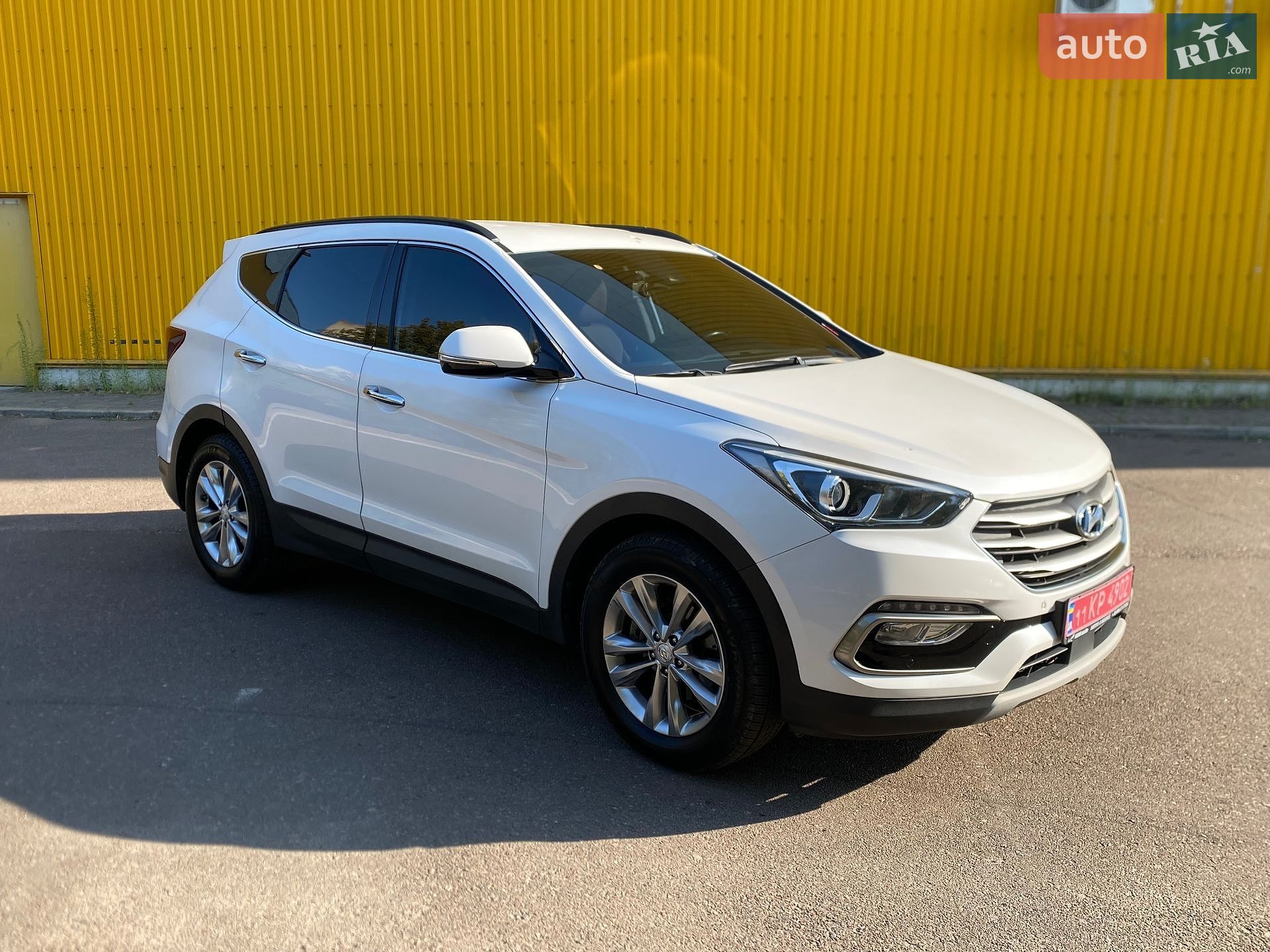 Hyundai Santa FE 2017 VIN KMHSW81UBJU802288 фото оголошення 2 з 35