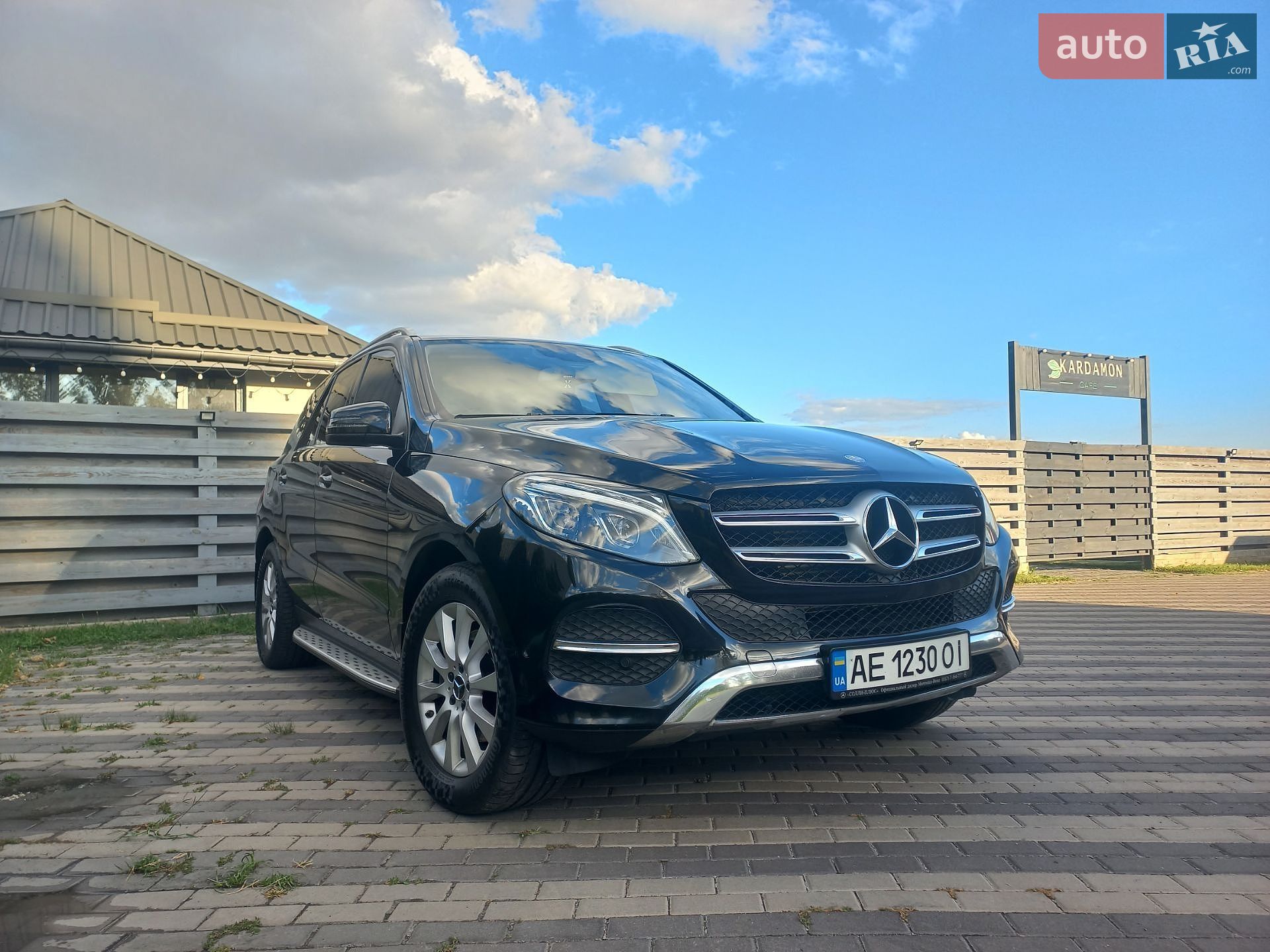 Mercedes-Benz GLE-Class 2015 VIN WDC1660041A645110 фото оголошення 4 з 68