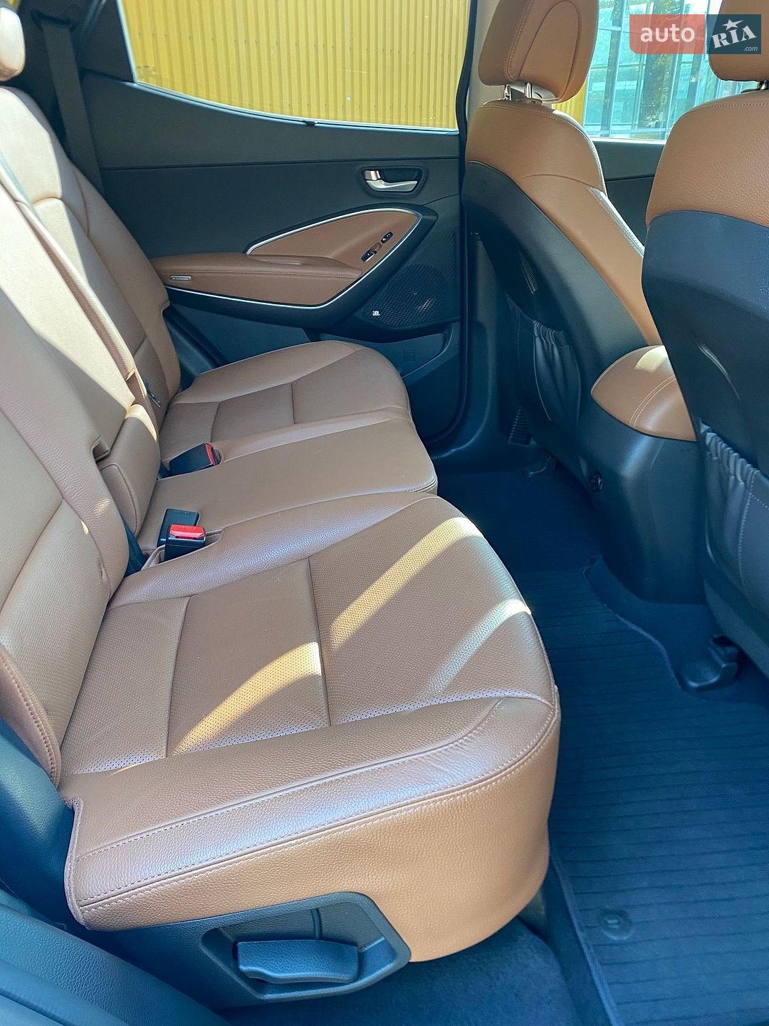 Hyundai Santa FE 2017 VIN KMHSW81UBJU802288 фото оголошення 18 з 35